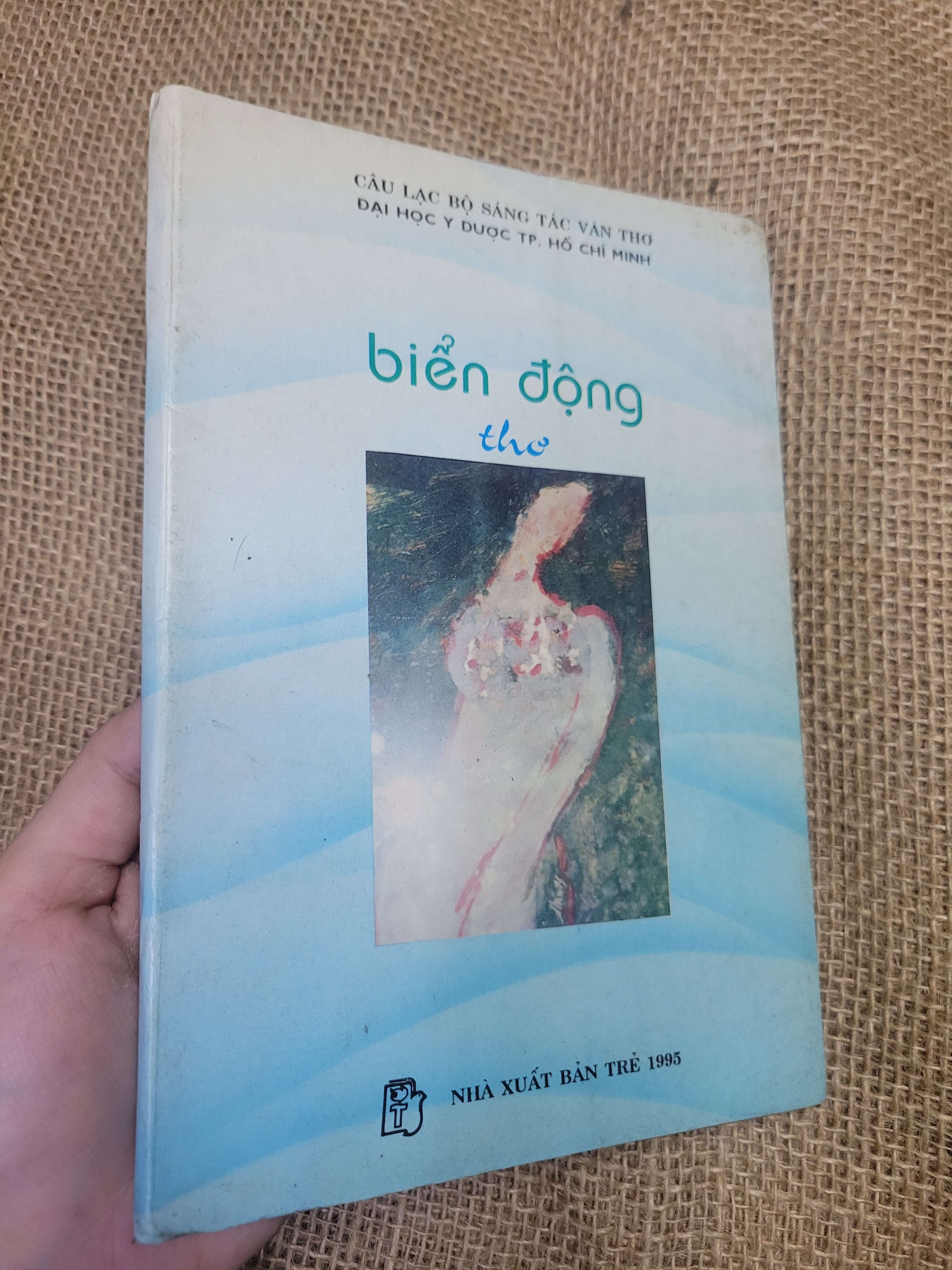 biển động (thơ) 1995 mới 80% bẩn bìa, ố, có chữ viết (thơ - ca dao - tục ngữ) HLSC