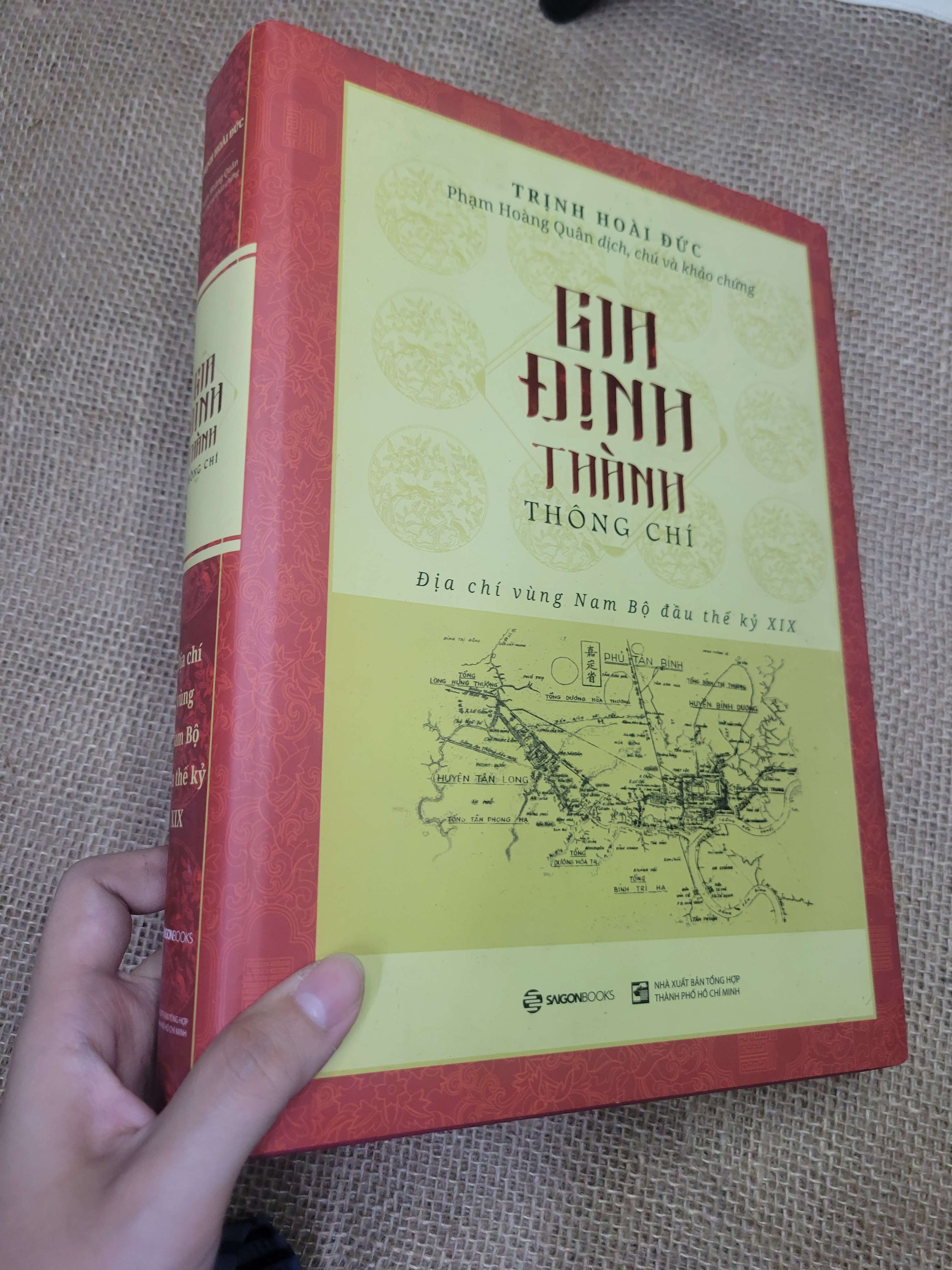 GIA ĐỊNH THÀNH THÔNG CHÍ - Trịnh Hoài Đức bìa cứng 2019 mới 90% bẩn bìa (Sách lịch sử - triết học) NENA