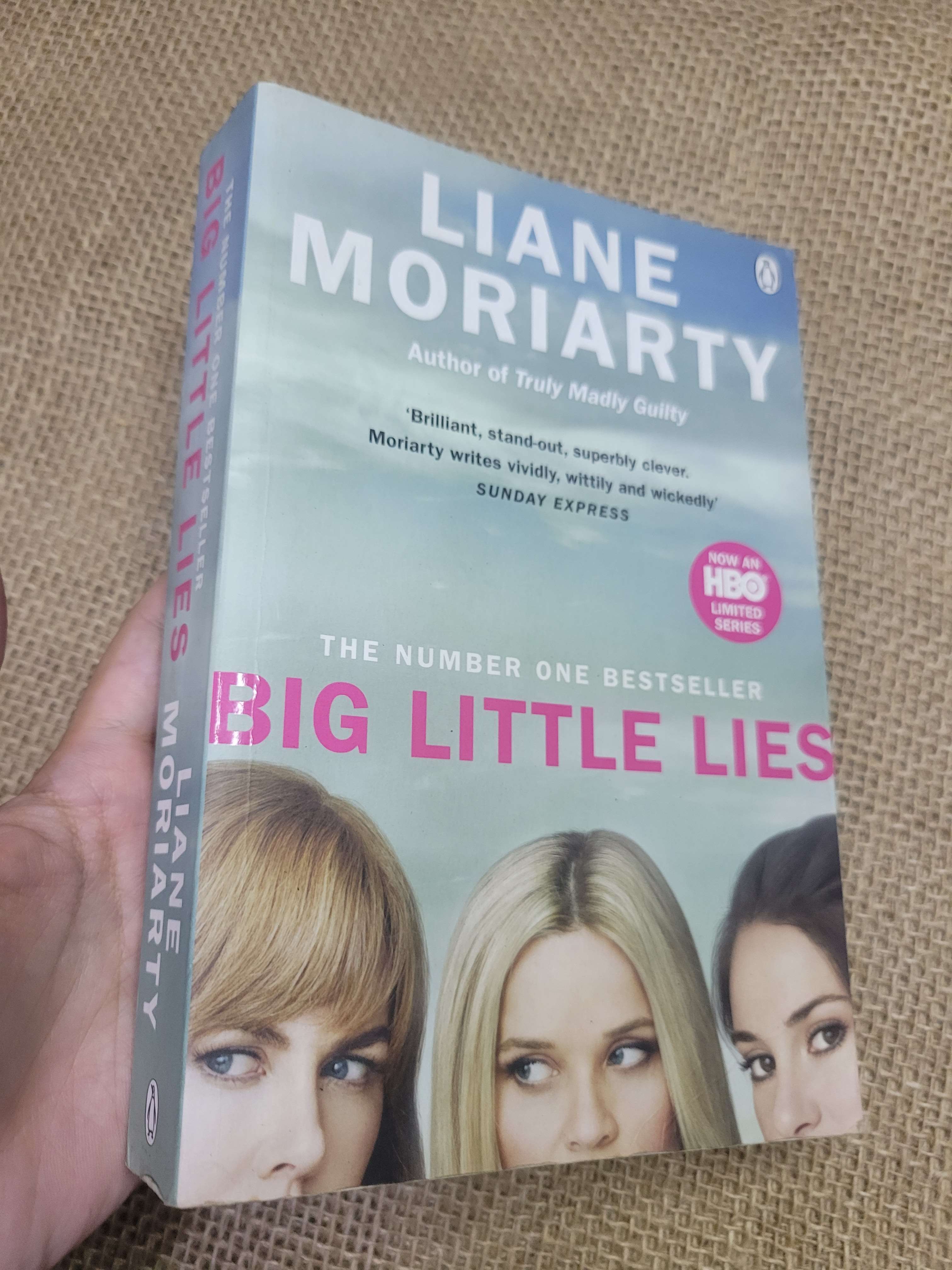 Big Little Lies - Liane Moriarty mới 80% bẩn bìa, ố (Sách ngoại) HLSC