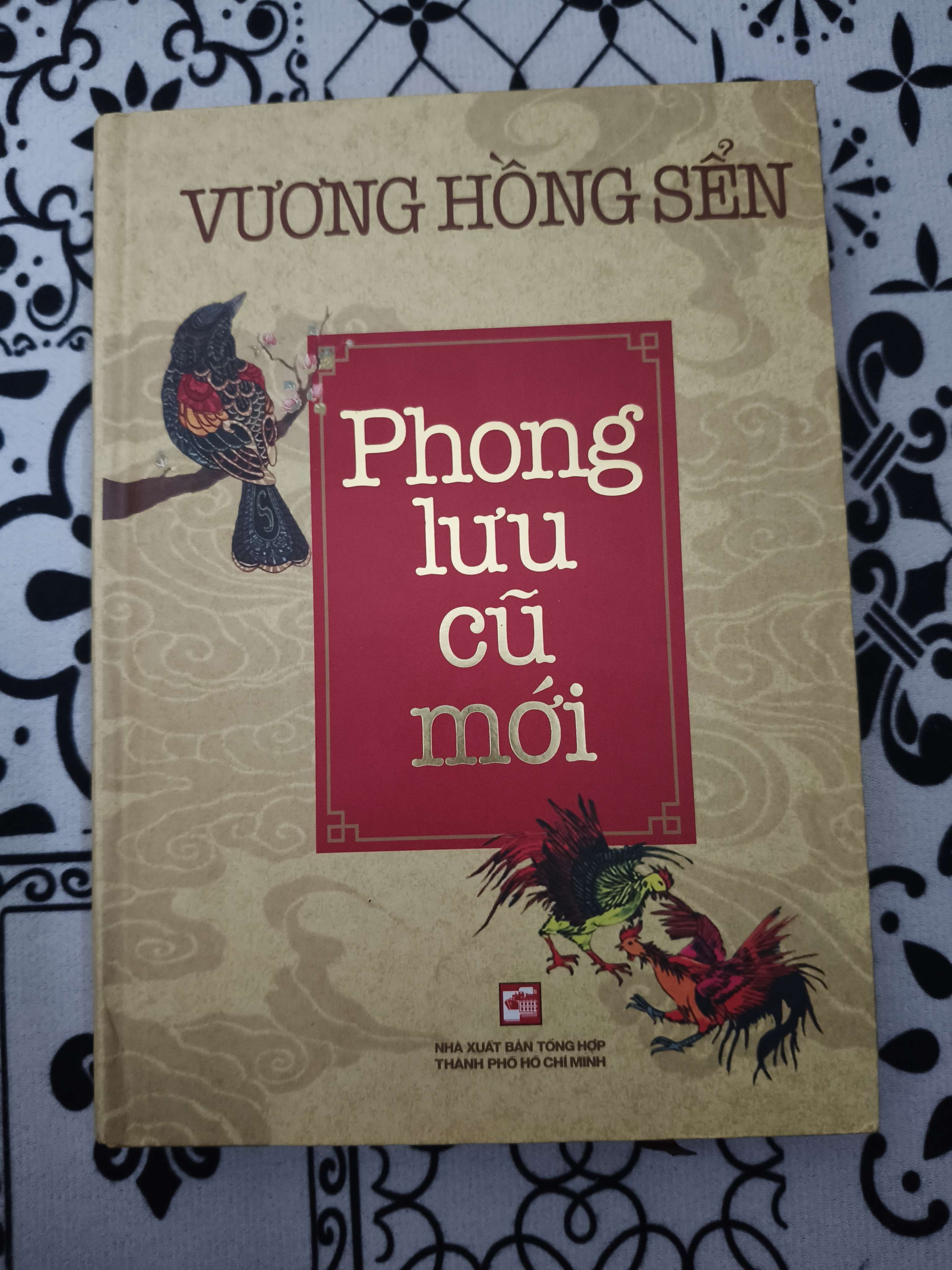 Phong lưu cũ mới - Xb 2016 - 328 trang - Bìa cứng (Lịch sử Việt Nam) ANTQ