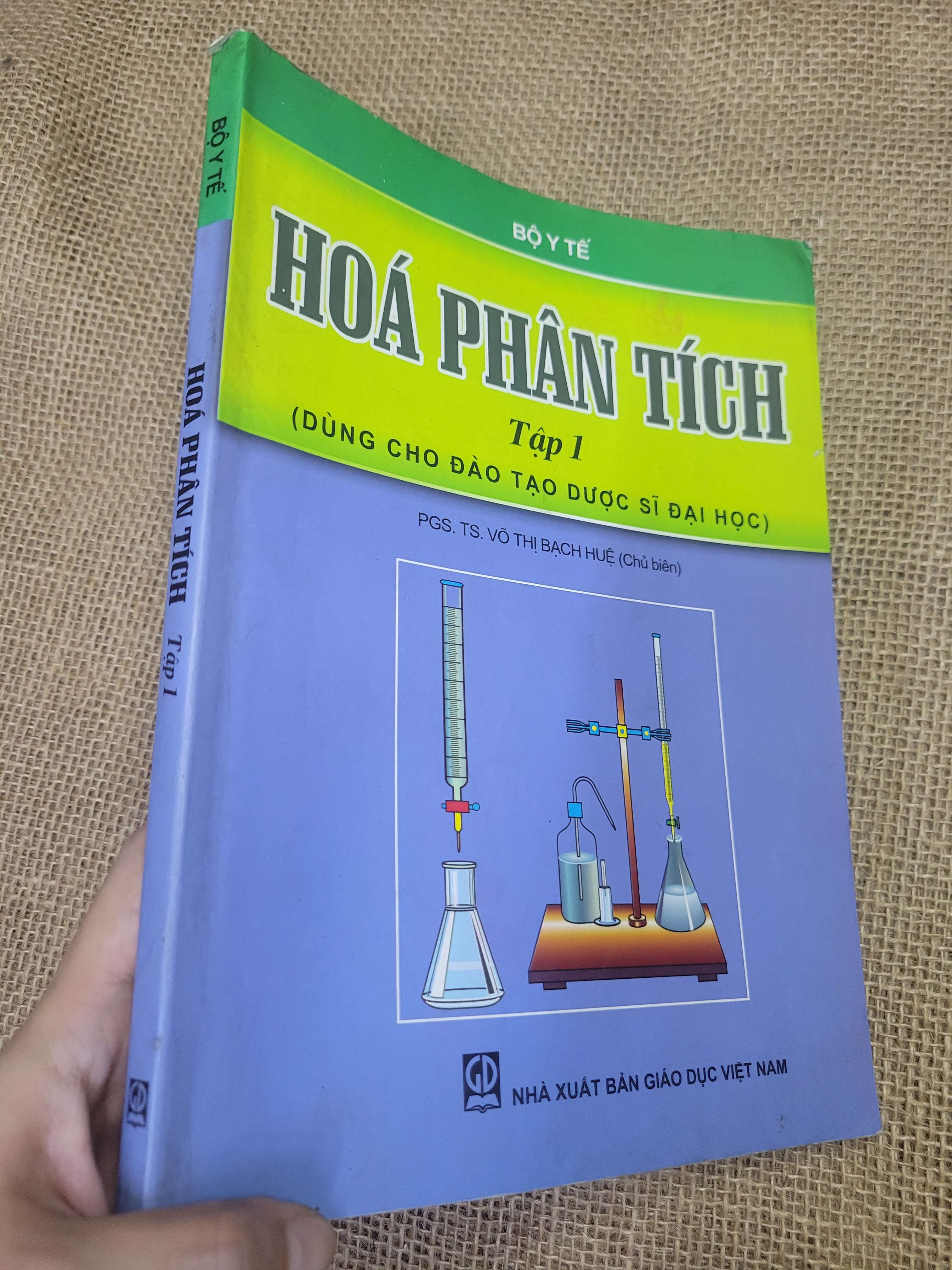 Hóa phân tích tập 1 - PGS. TS. VÕ THỊ BẠCH HUỆ (Giáo trình đại học - cao đẳng) HLSC