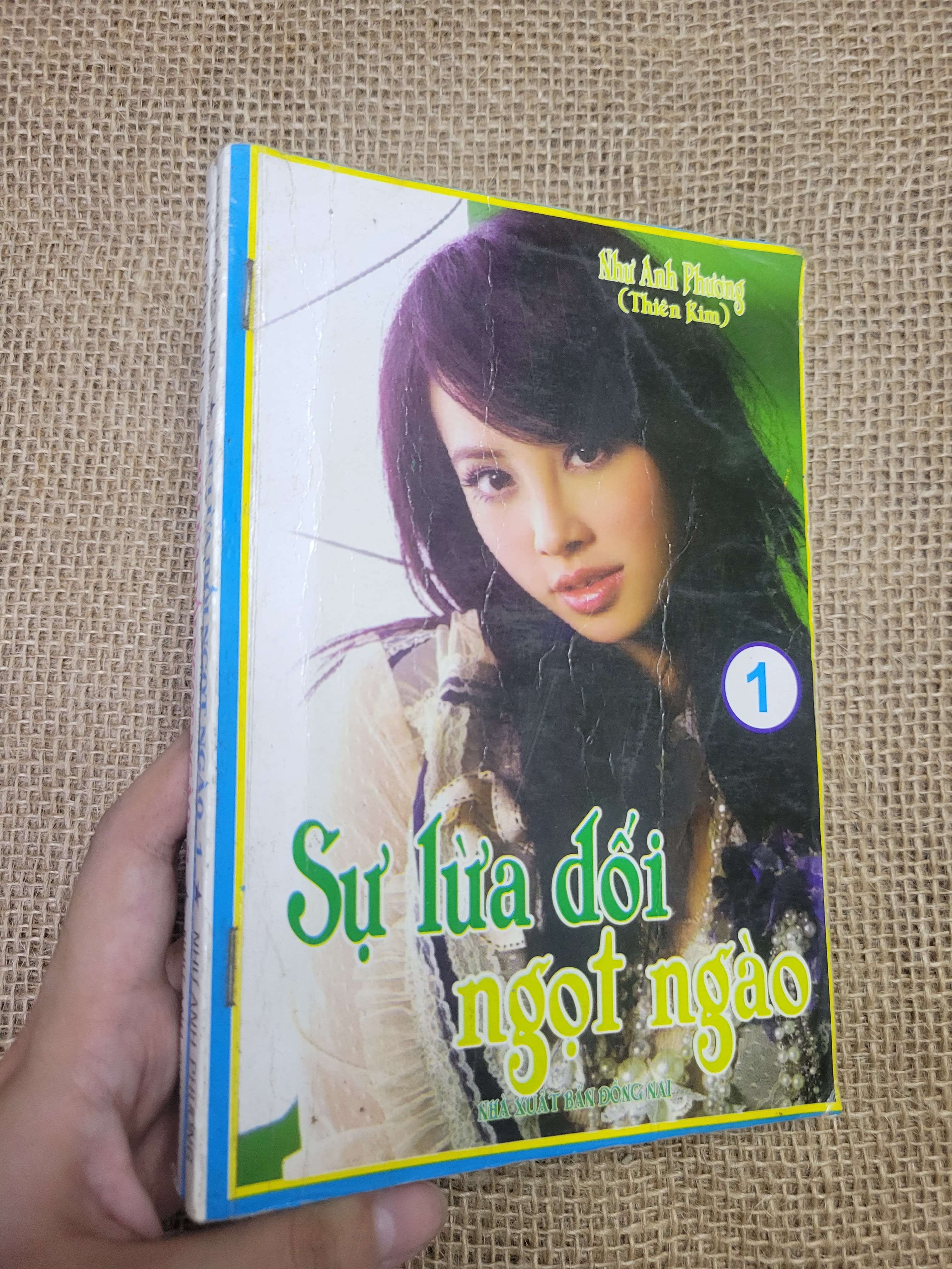 2 cuốn Sự lừa dối ngọt ngào - Như Anh Phương (Thiên Kim) (Sách văn học) HLSC