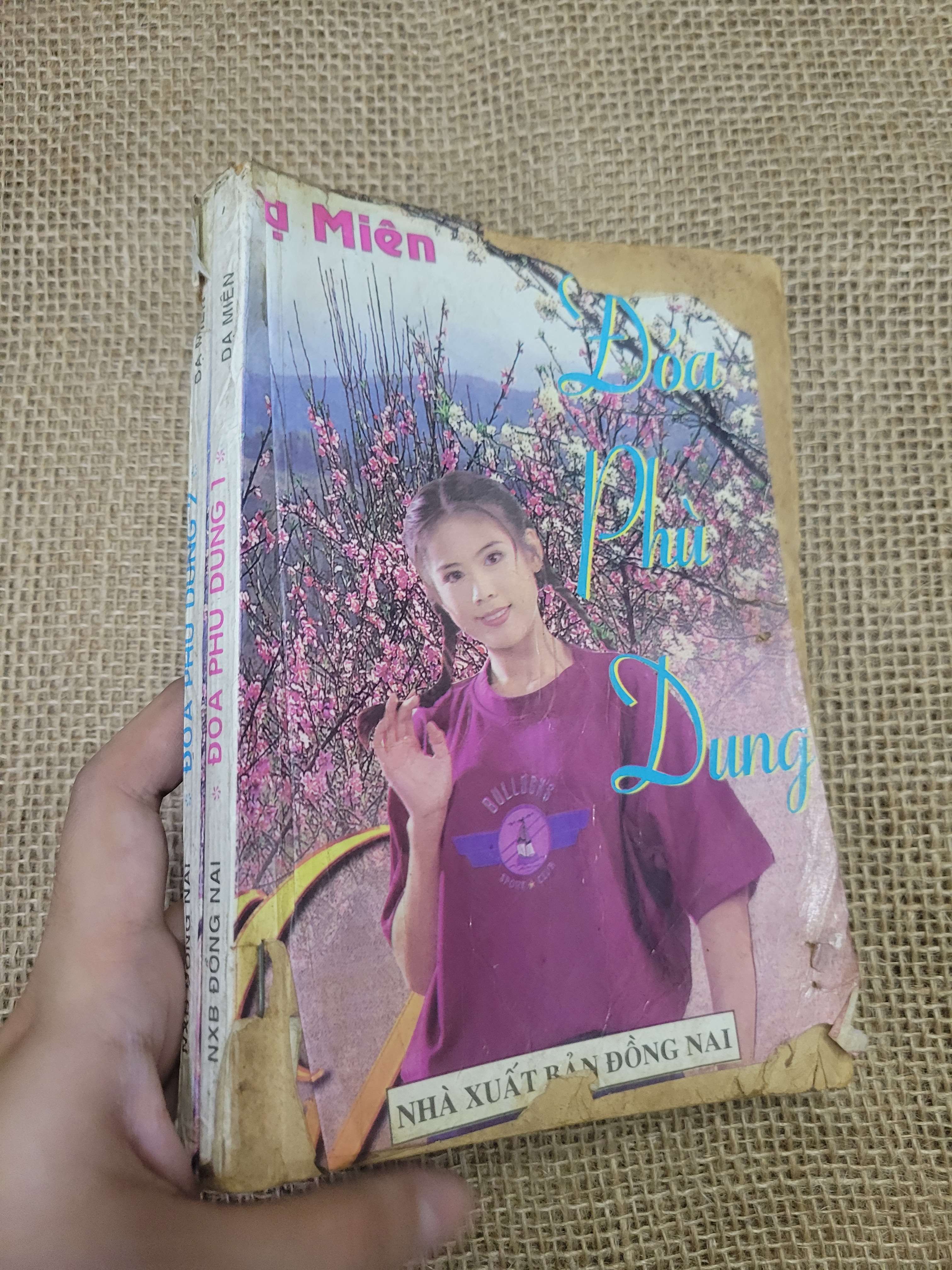 2 cuốn Đóa Phù Dung - Dạ Miên (Sách văn học) HLSC