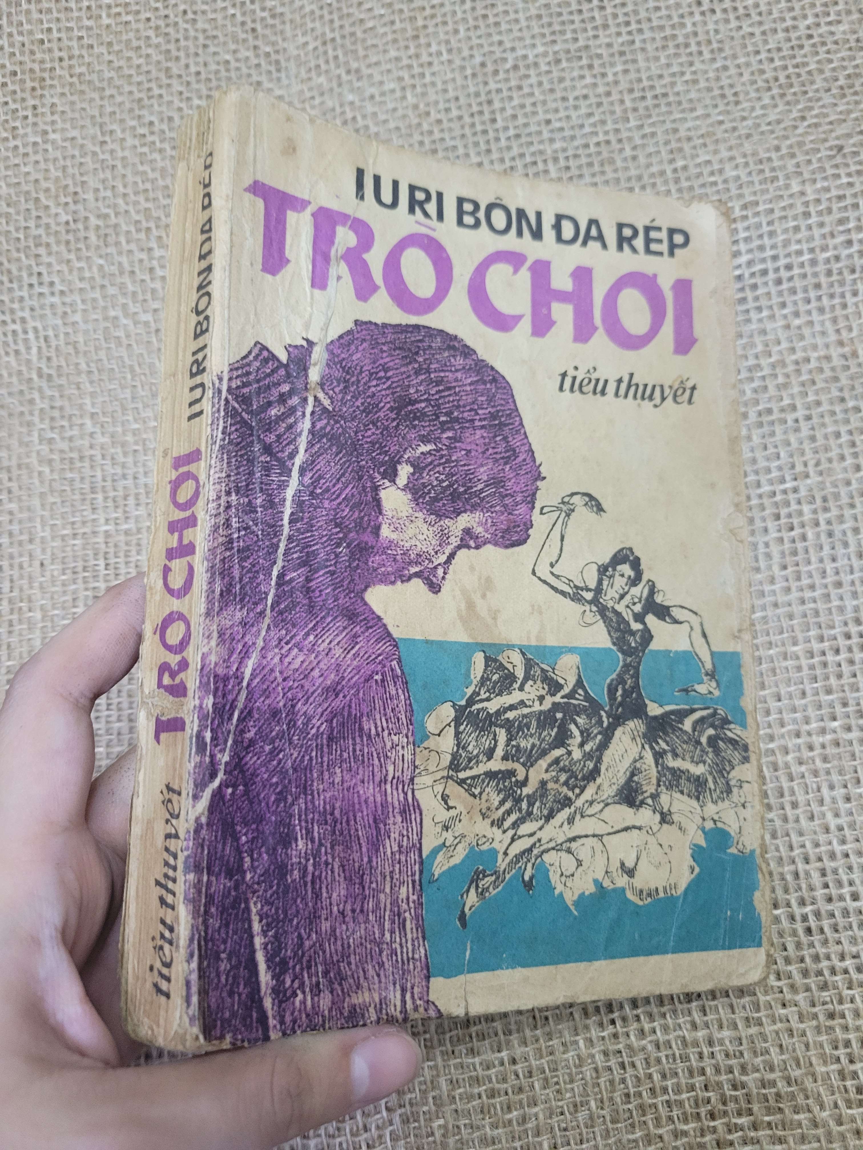 Trò chơi - Iuri Bon Da Rep (Sách văn học) HLSC