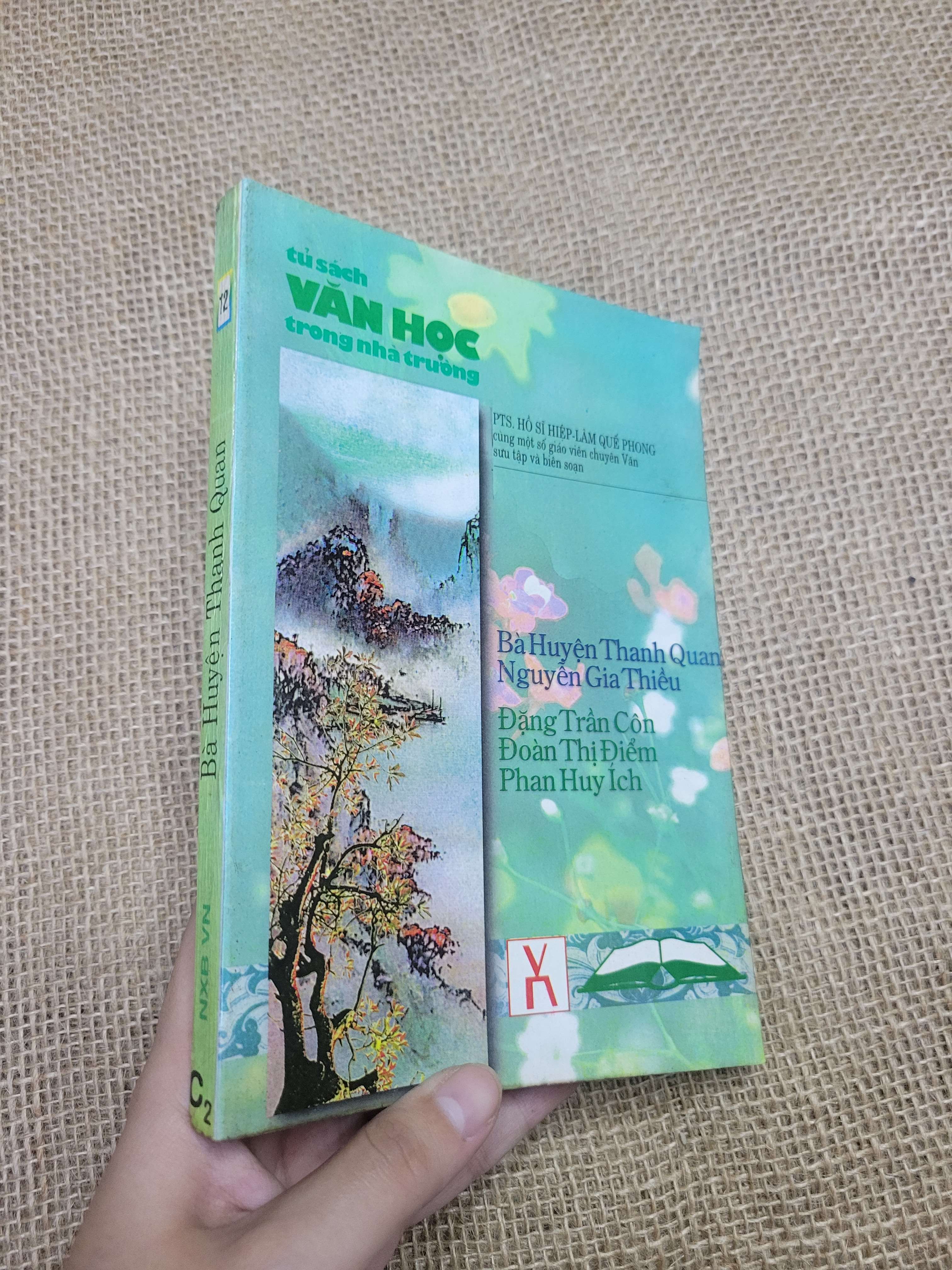 Bà Huyện Thanh Quan (Sách văn học) HLSC