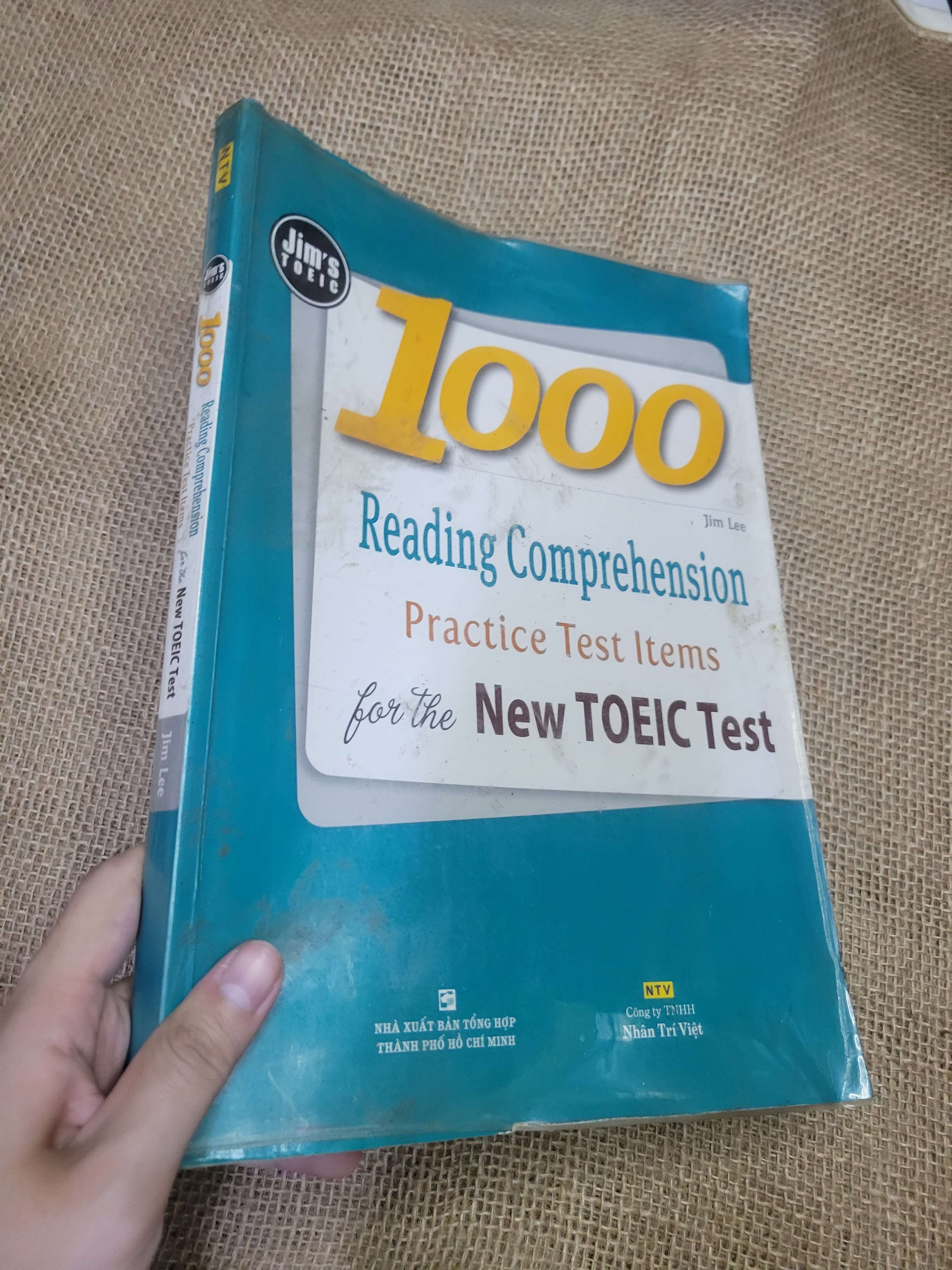 1000 Reading Comprehension Practice Test Items for the New TOEIC Test (Sách tự học tiếng Anh) HLSC