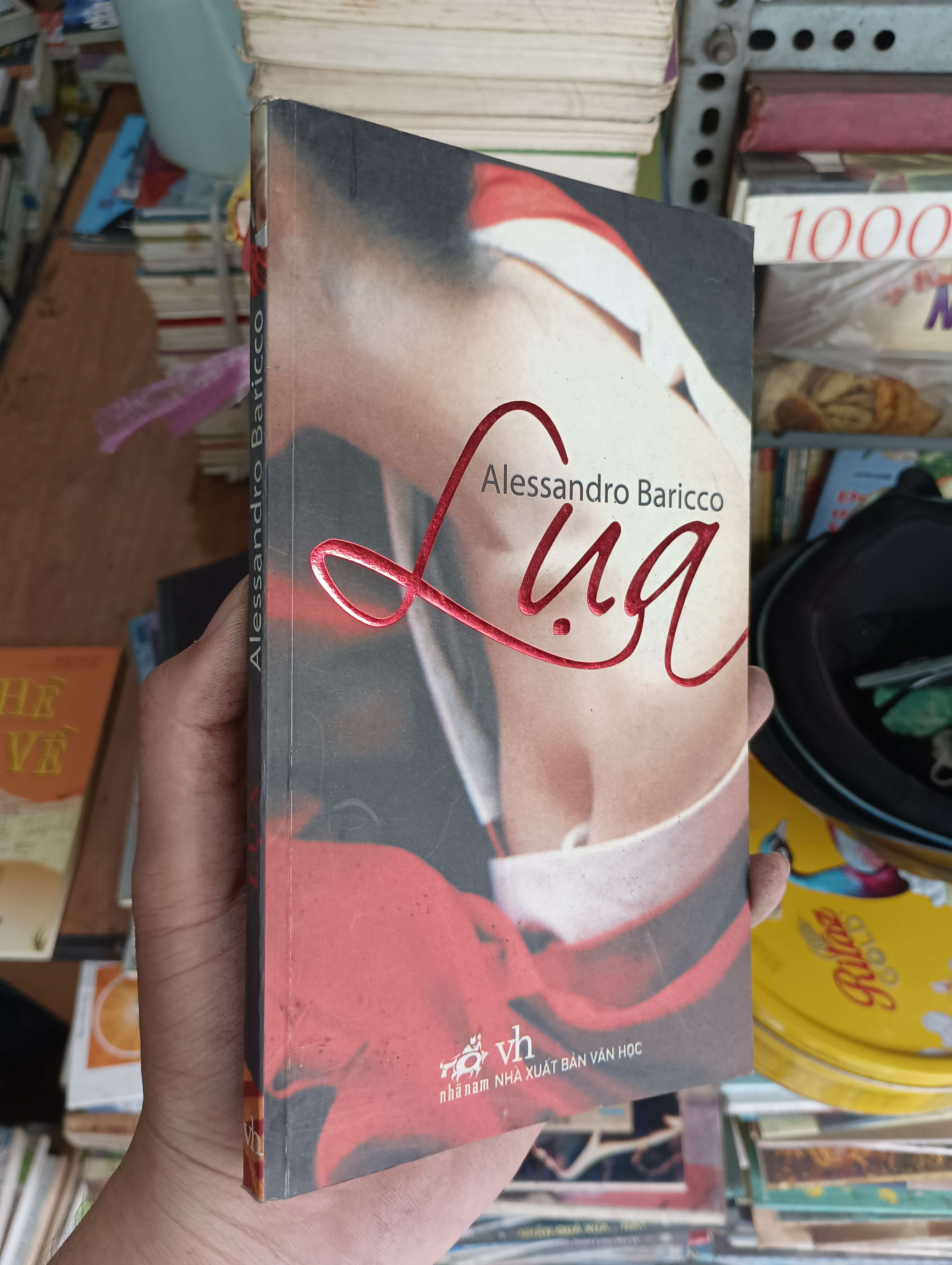 Lụa - Alessandro Baricco (Văn học nước ngoài) BGB