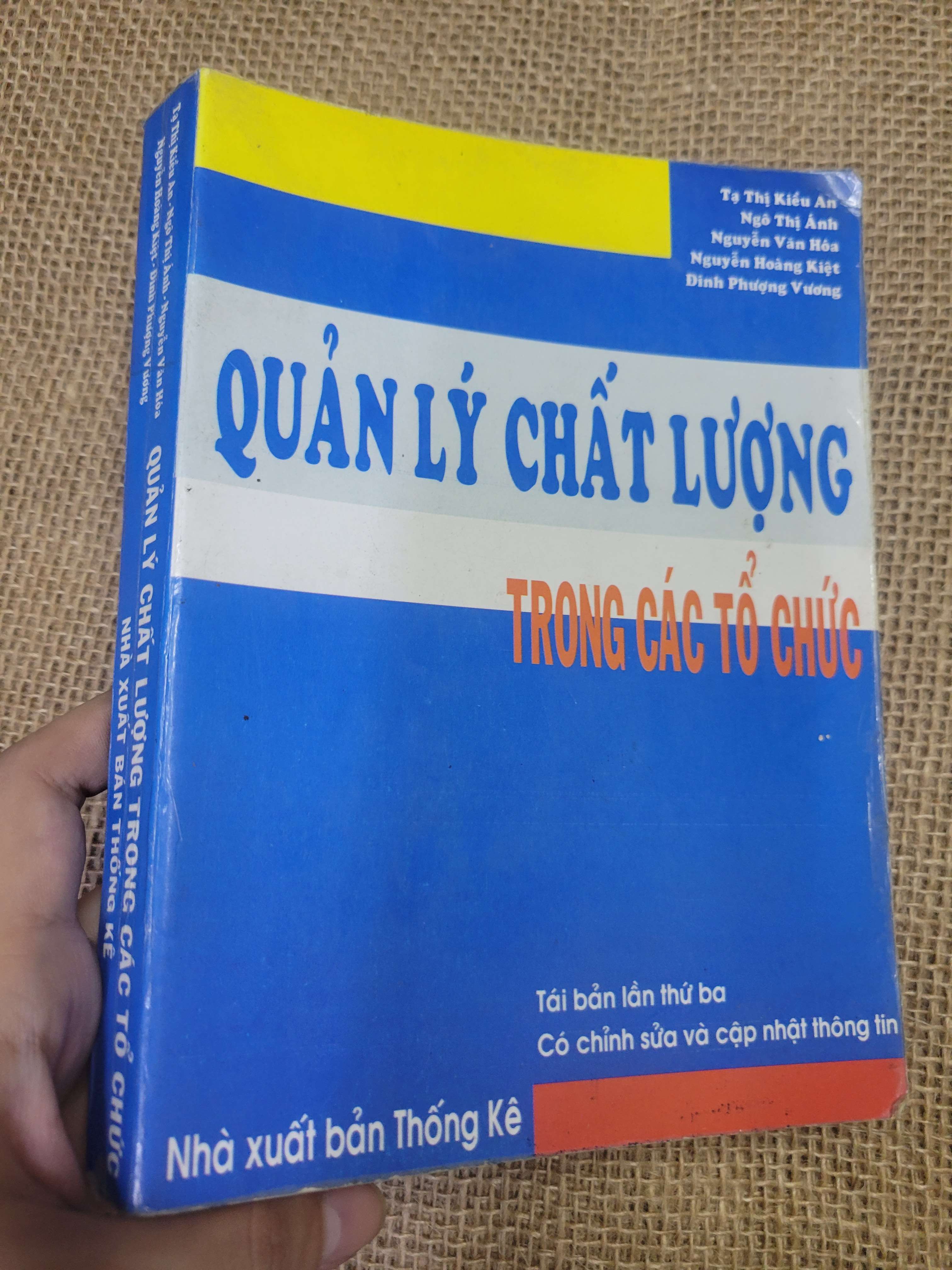 Quản lý chất lượng trong các tổ chức (Sách giáo khoa - giáo trình) HLSC
