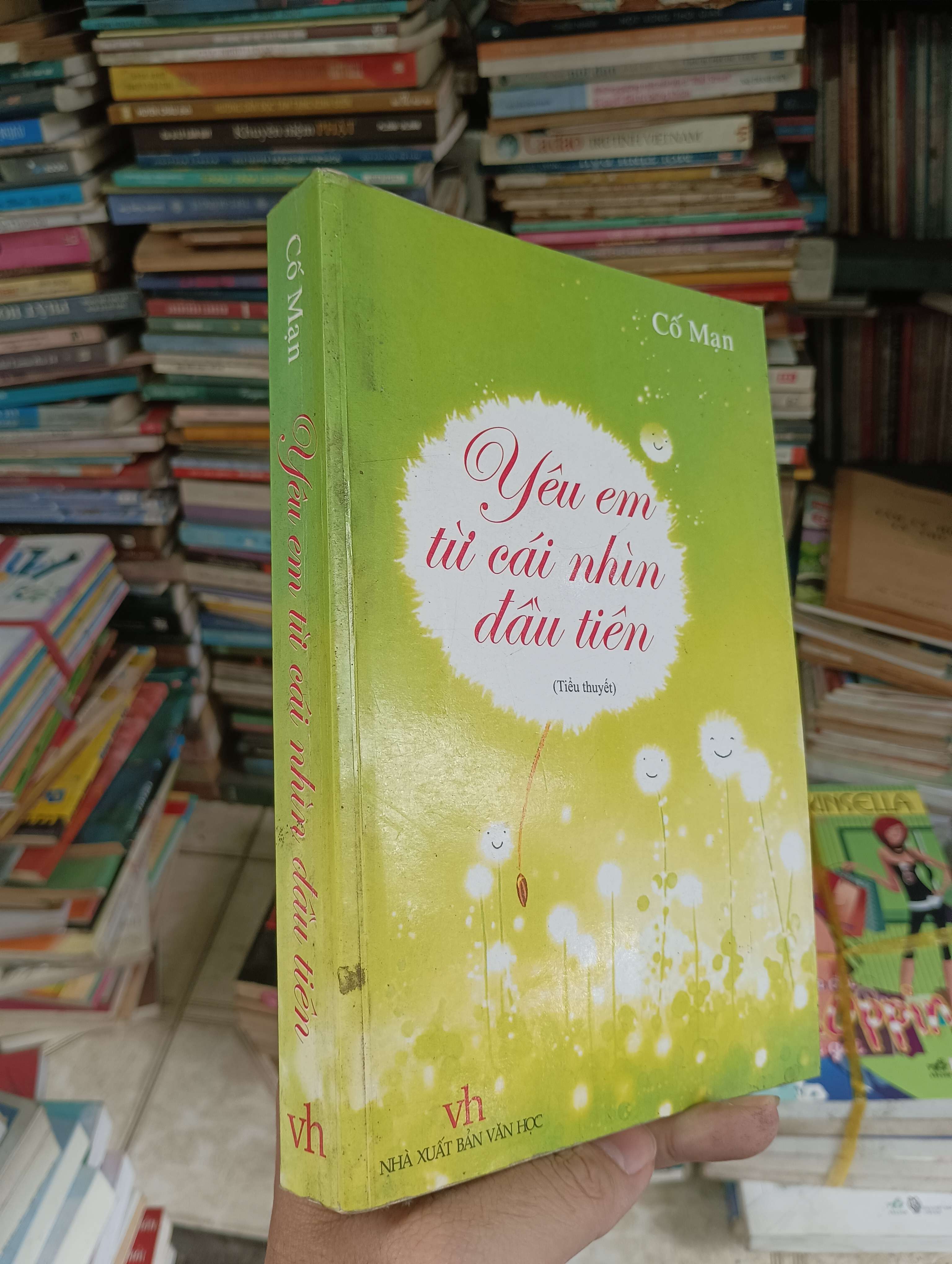Yêu em từ cái nhìn đầu tiên - Cố Mạn (Tiểu Thuyết) BGB
