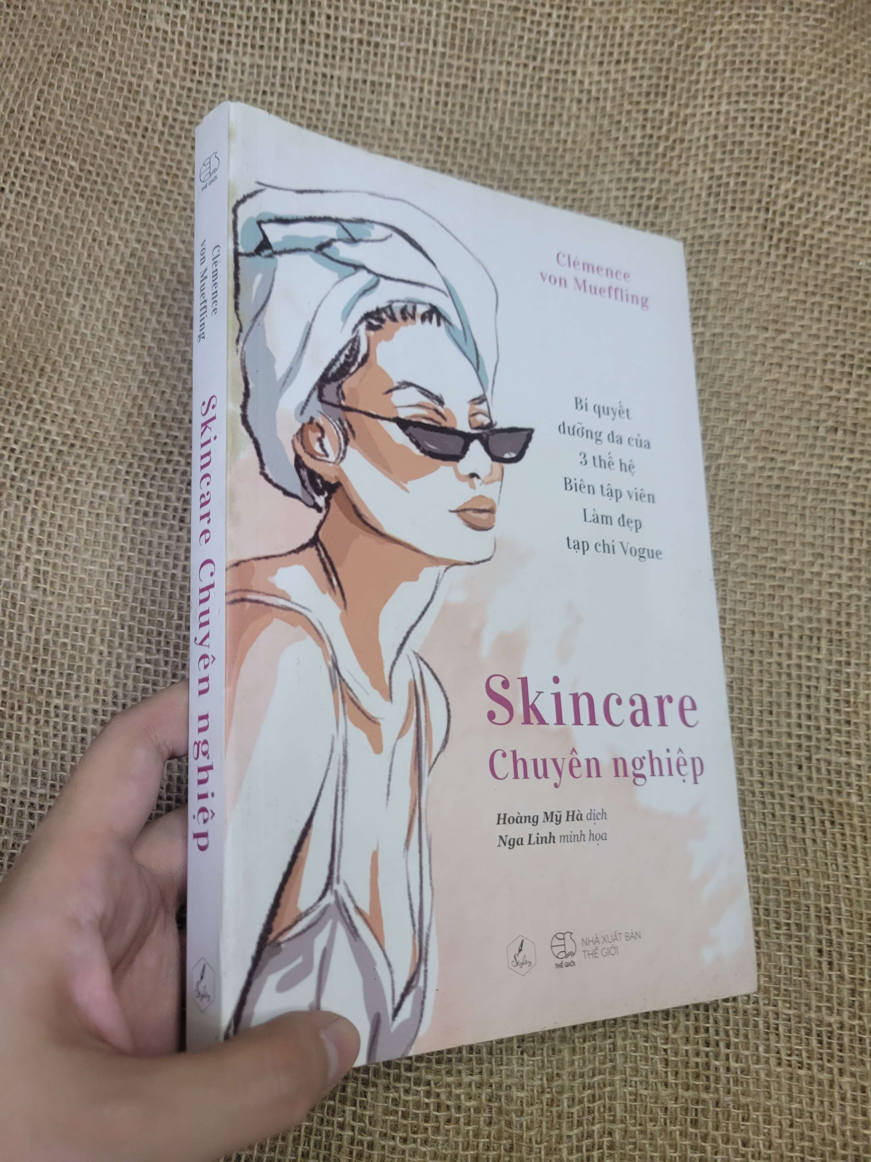 Skincare Chuyên nghiệp - Clémence von Mueffling (Sách Y học - Sức khỏe - Thể thao) HLSC