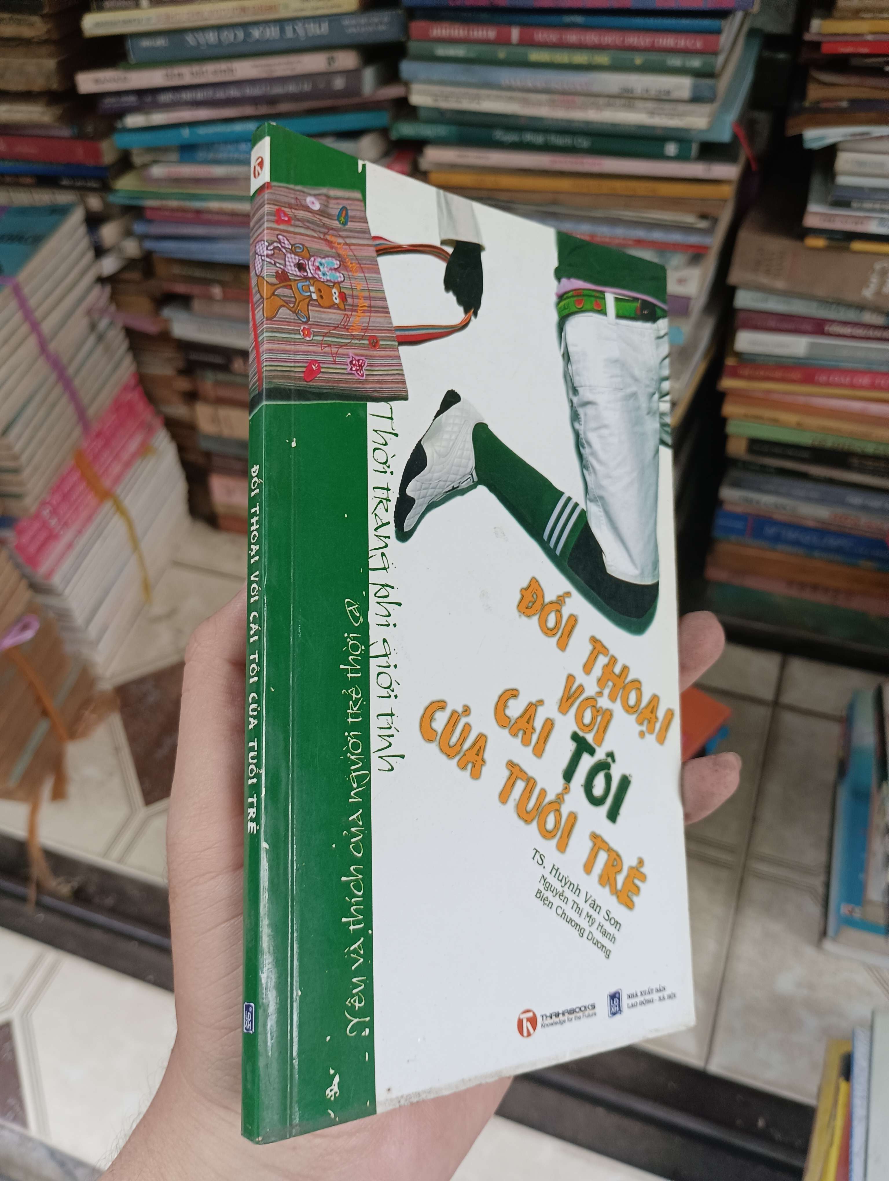 Đối thoại với cái tôi của tuổi trẻ (Kỹ năng sống) BGB