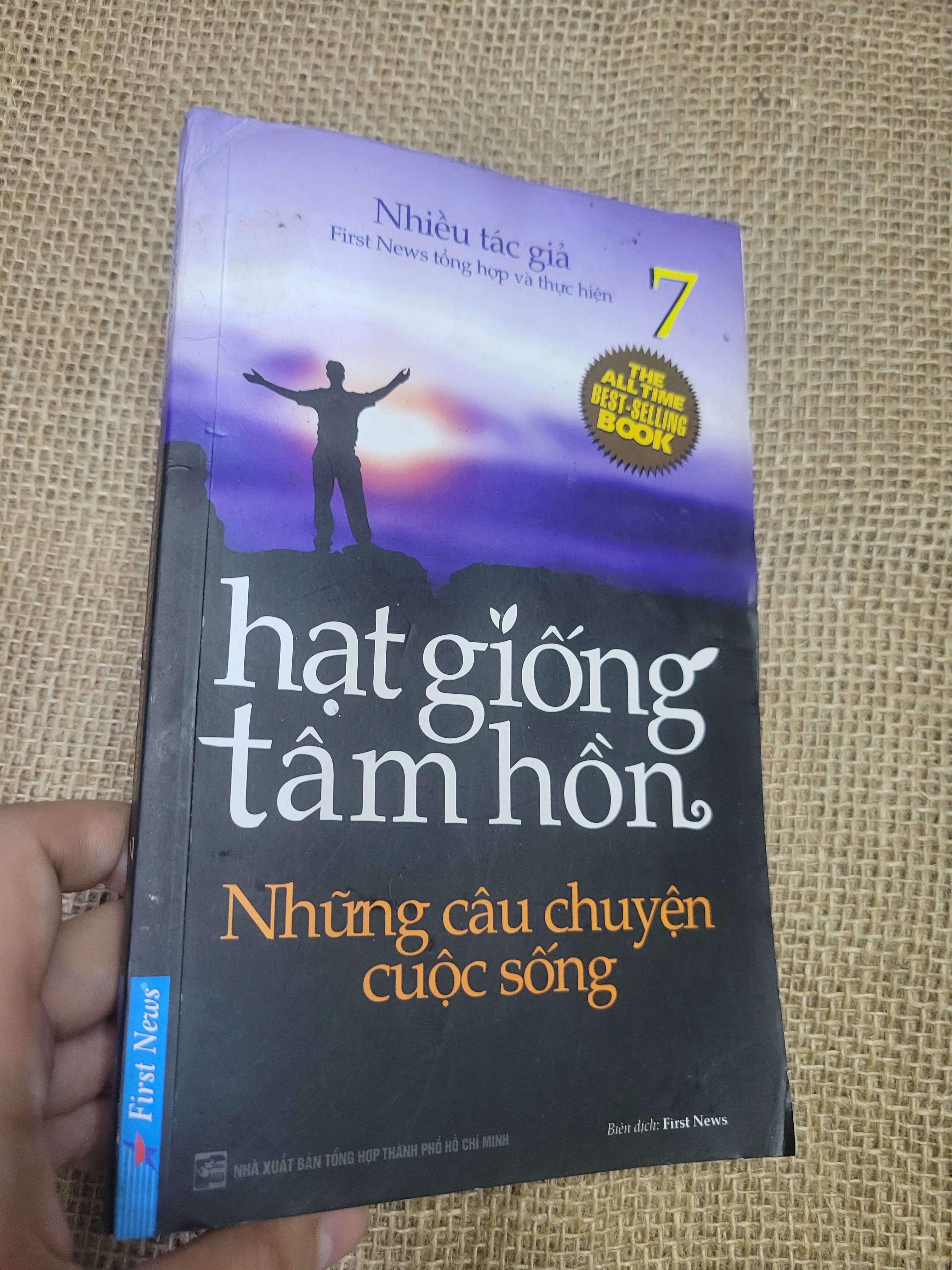 Hạt giống tâm hồn 7 - Những câu chuyện cuộc sống - Nhiều tác giả (Sách văn học) HLSC
