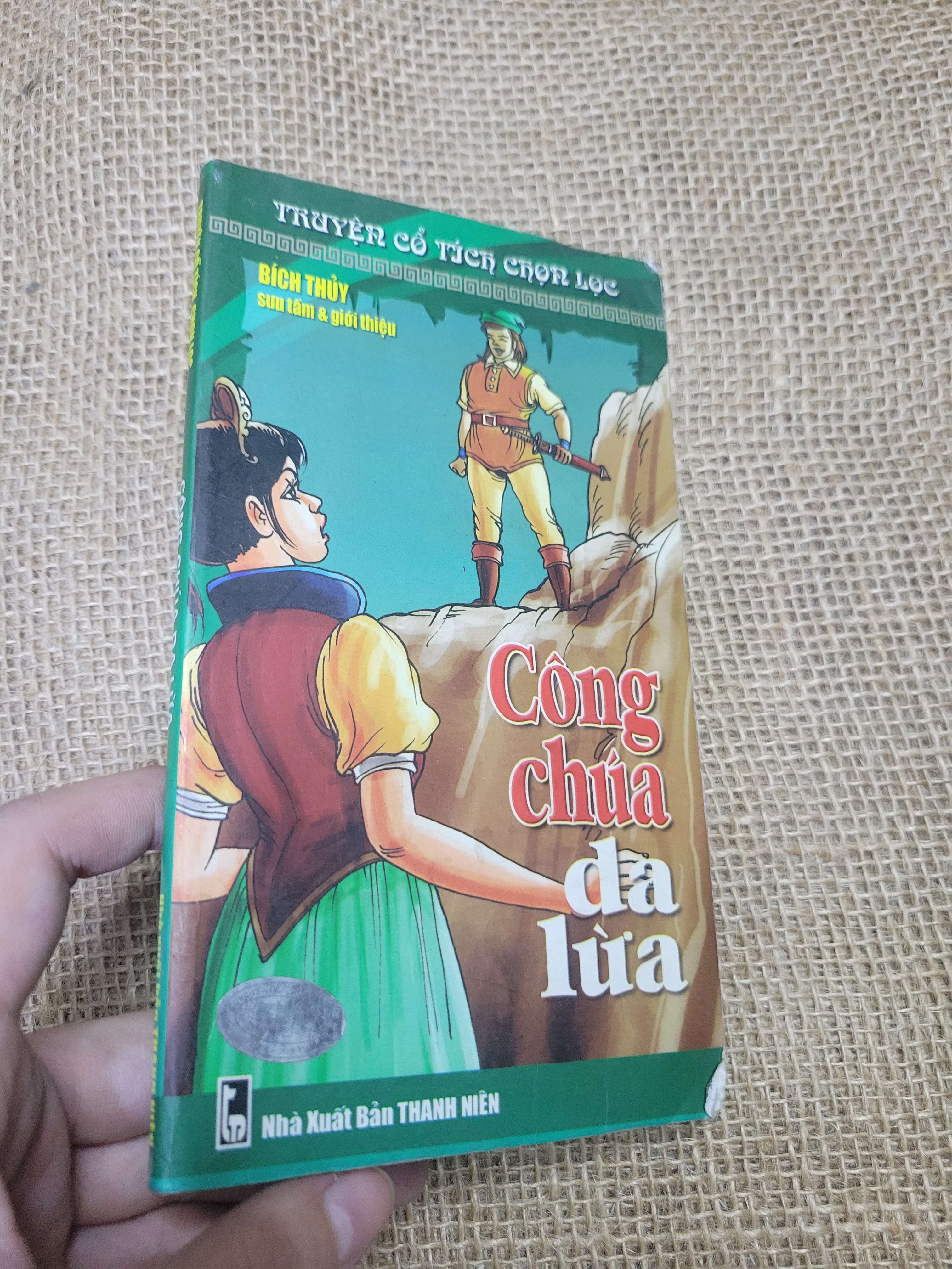 Công chúa da lừa - Bích Thủy (Sách văn học) HLSC