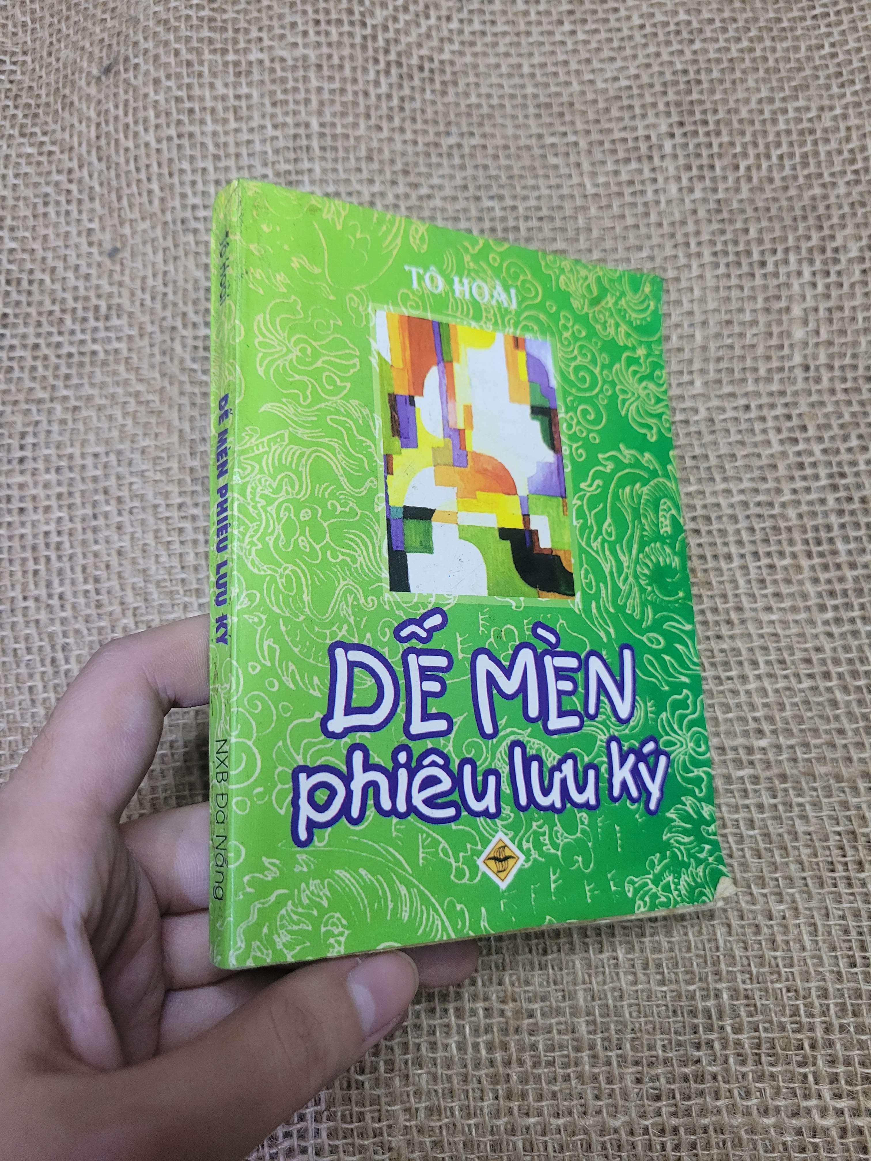 Dế Mèn Phiêu Lưu Ký - Tô Hoài (Sách văn học) HLSC