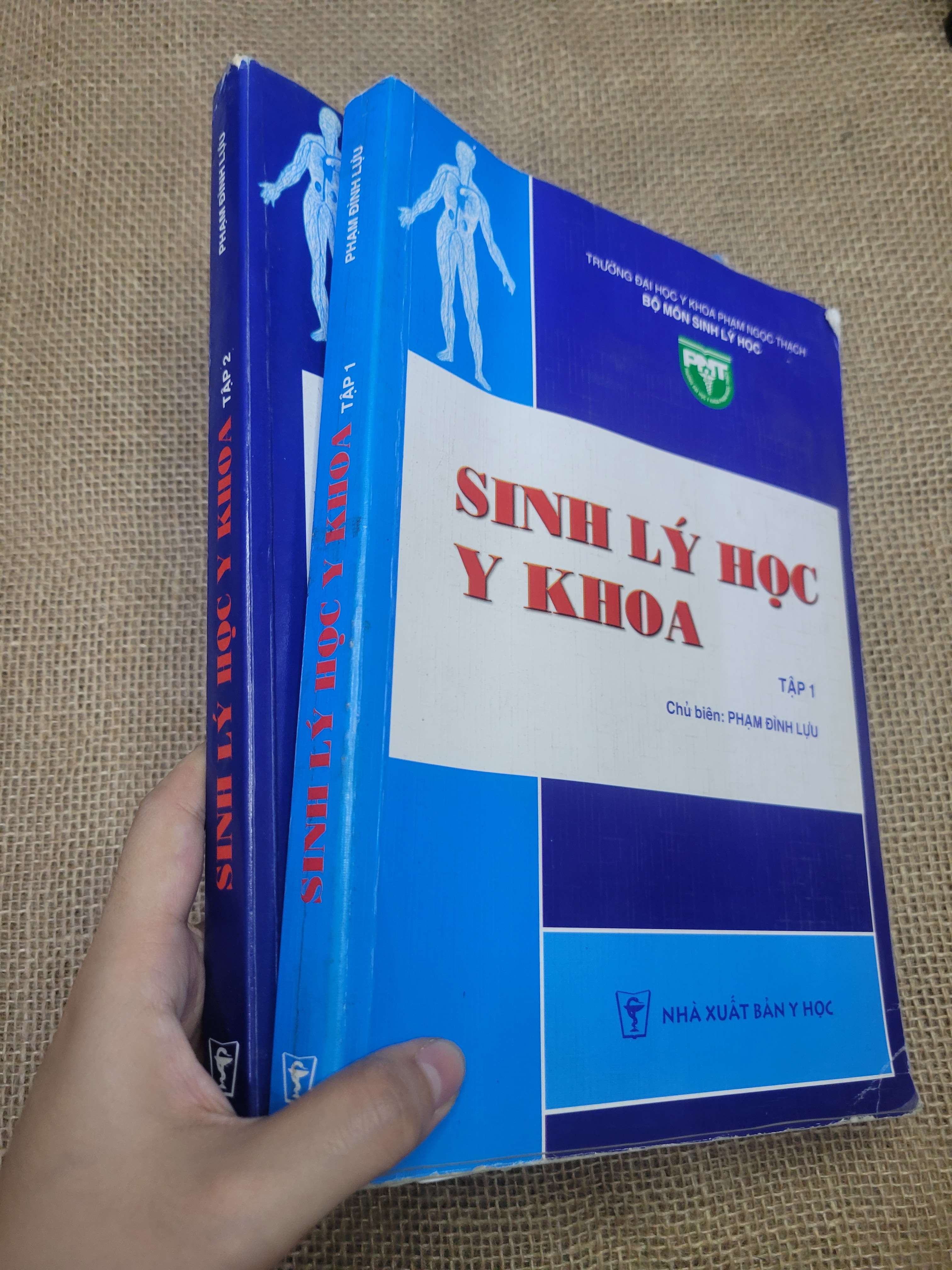 2 cuốn Sinh lý học y khoa (Giáo trình đại học - cao đẳng) HLSC