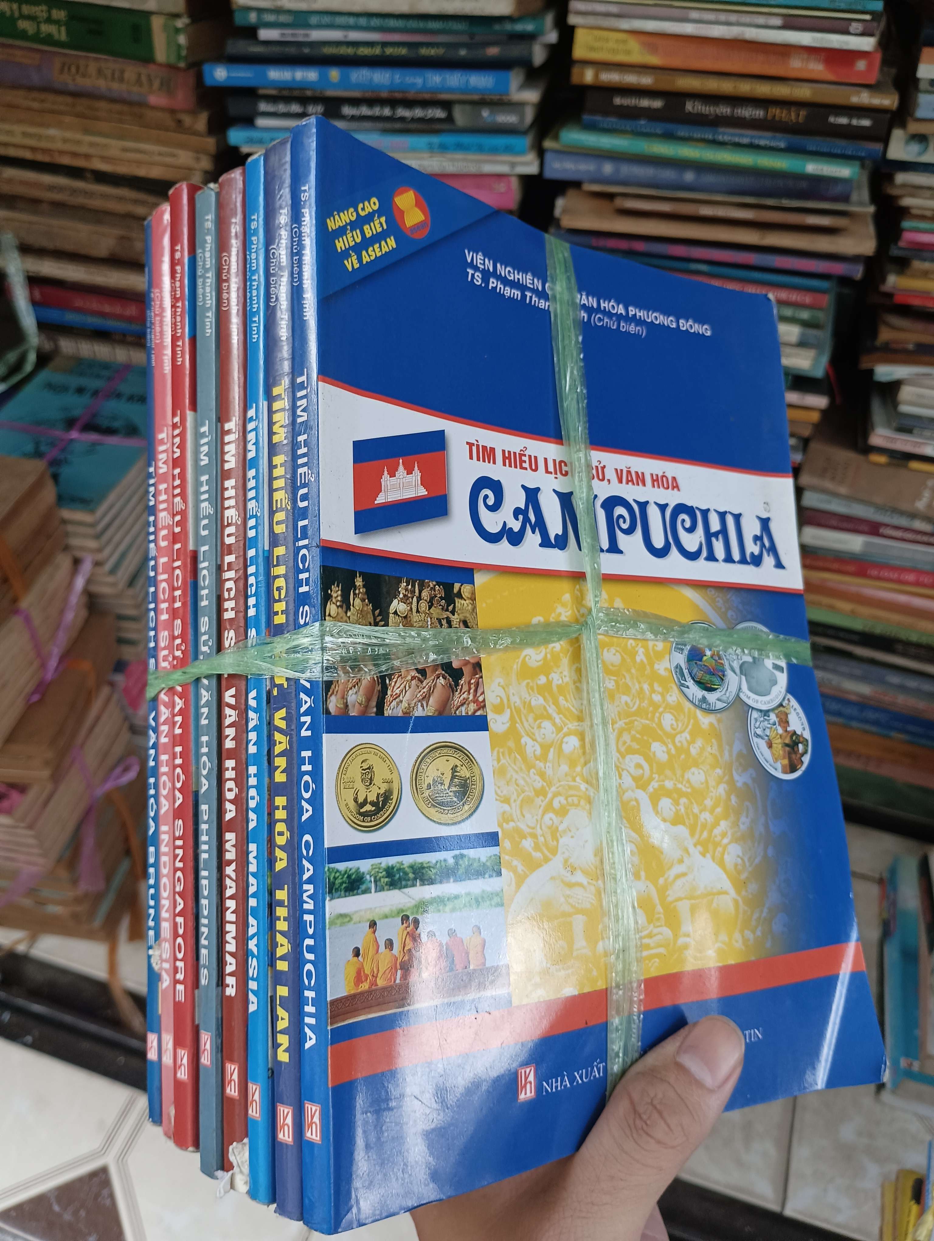 TÌM HIỂU LỊCH SỬ, VĂN HÓA CÁC NƯỚC (8 quyển) (Sách kiến thức tổng hợp) BGB