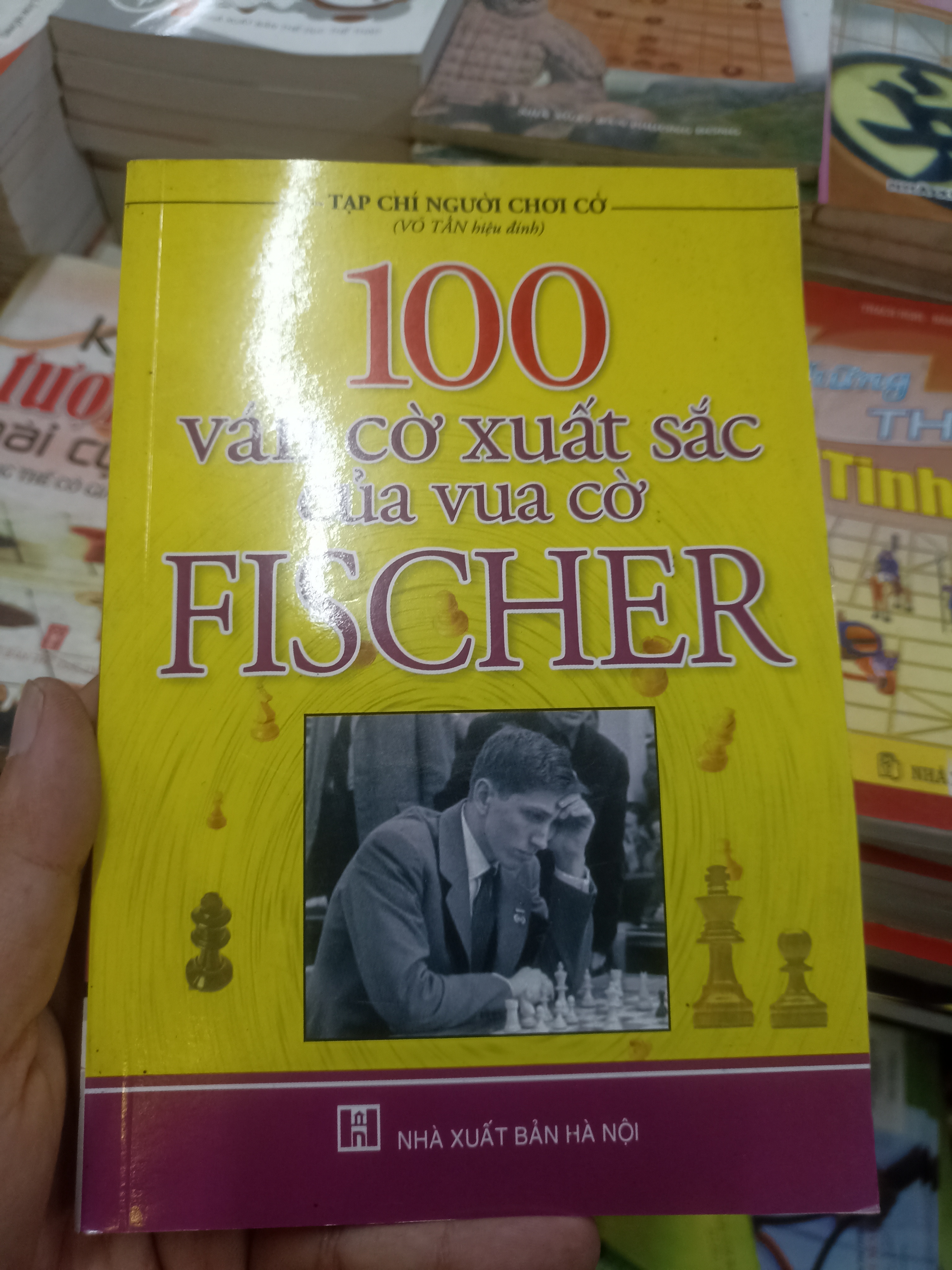 100 ván cờ xuất sắc của vua cờ Fischer Mới 90% (Sách kiến thức tổng hợp) VAVO