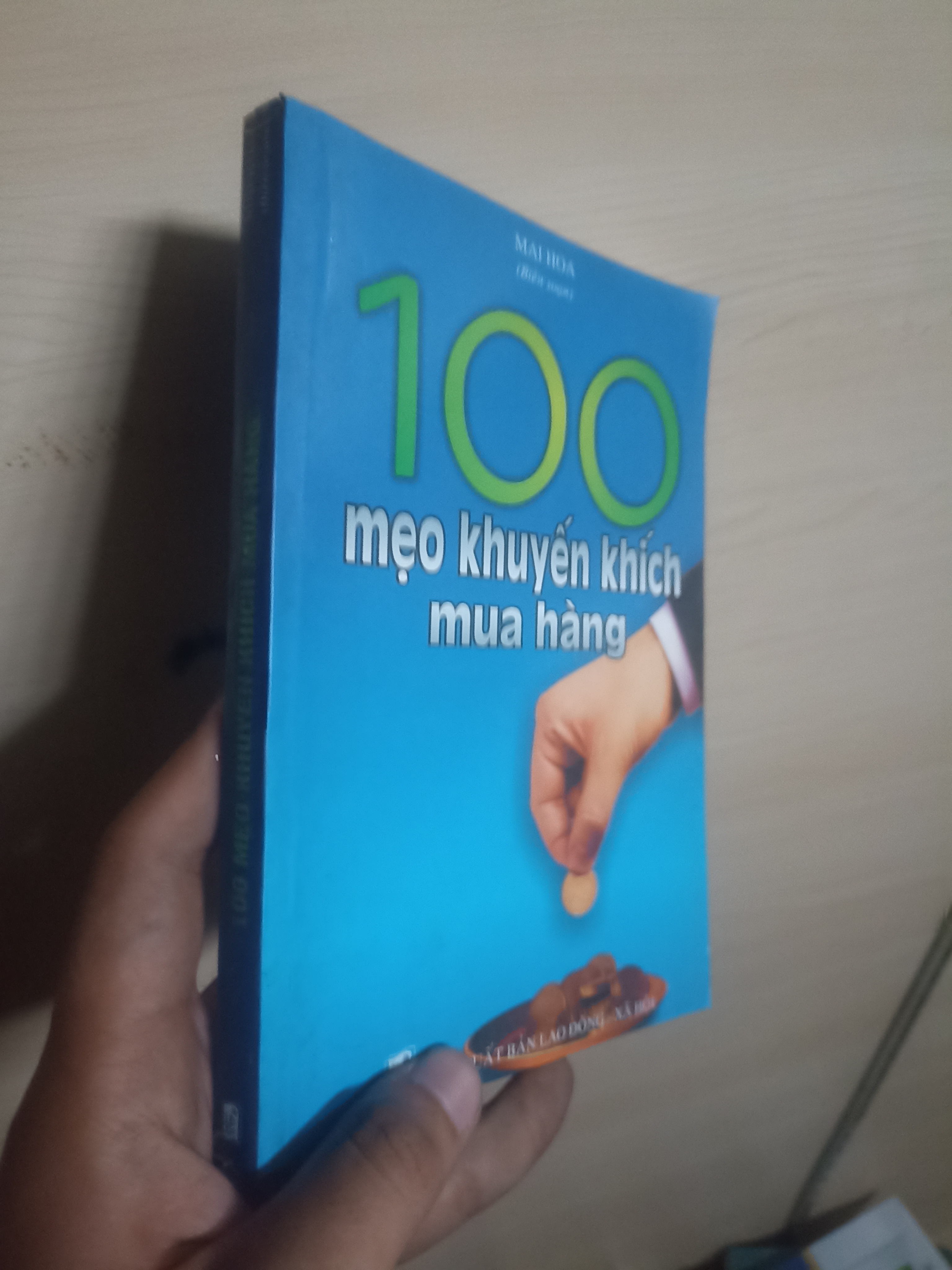 100 mẹo khuyến khích mua hàng Mới 90% (Kinh doanh - Marketing) VAVO