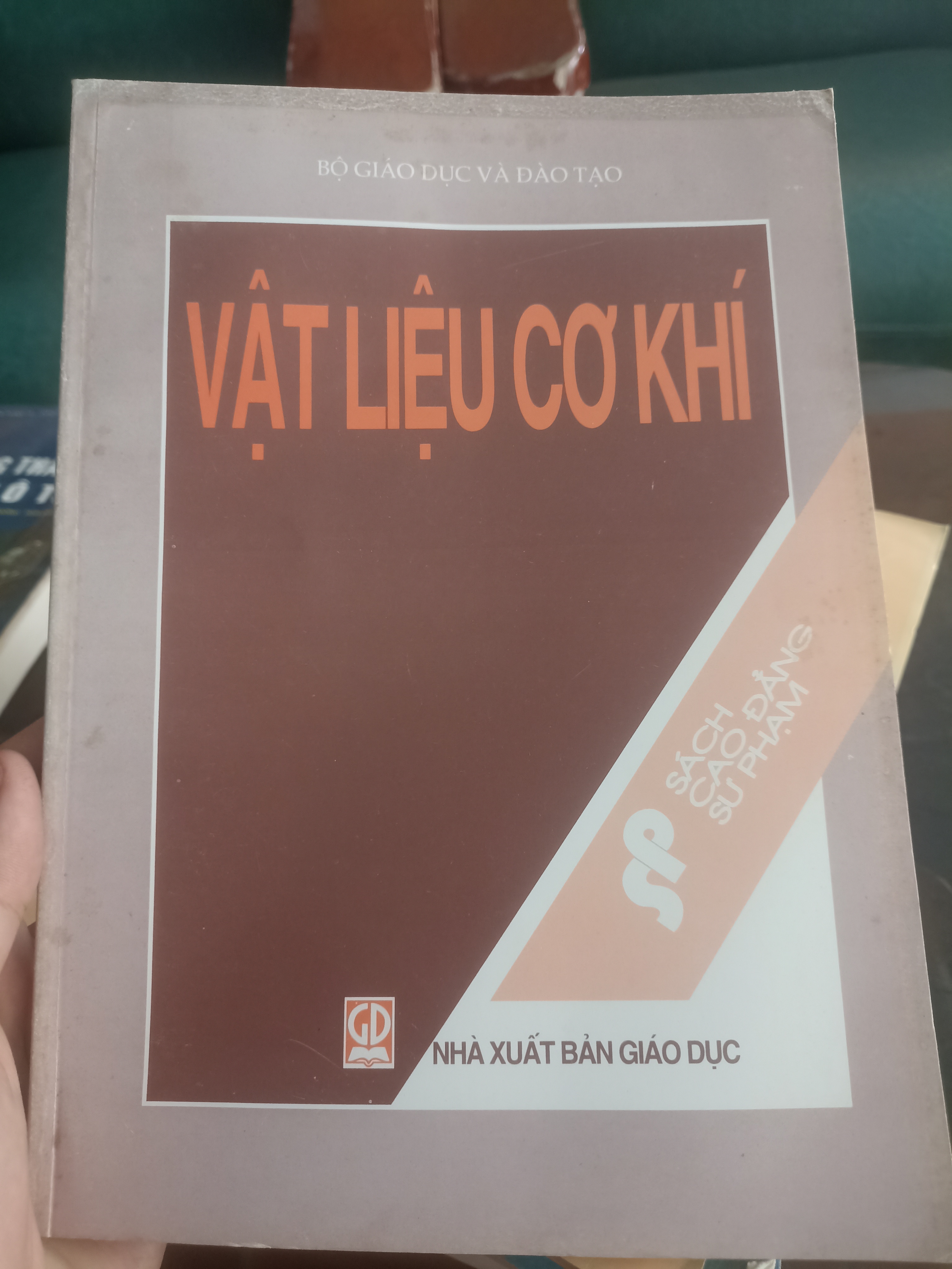Sách cao đẳng sư phạm: Vật liệu cơ khí Mới 80% (Sách giáo khoa - giáo trình) VAVO