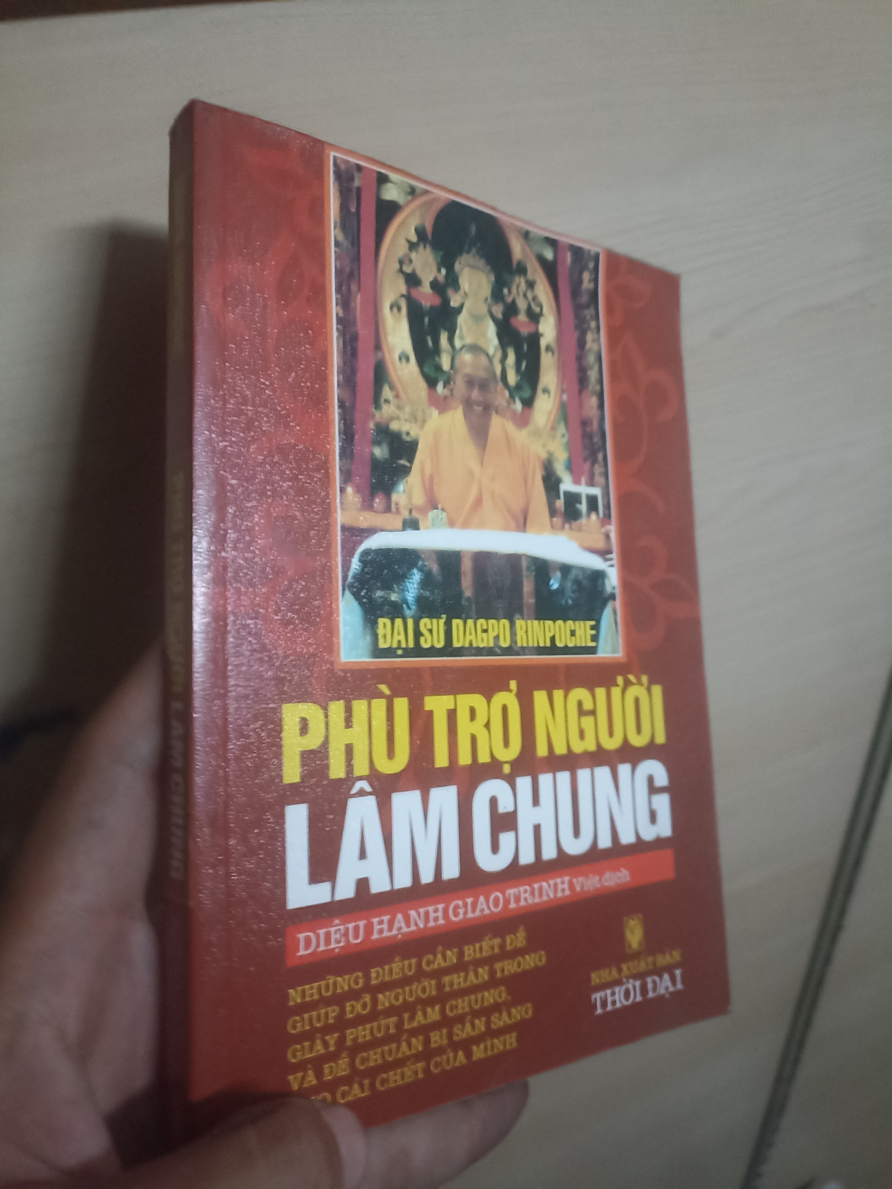 Phù trợ người lâm chung - Dagpo Rinpoche Mới 90% (Sách tôn giáo - tâm linh) VAVO