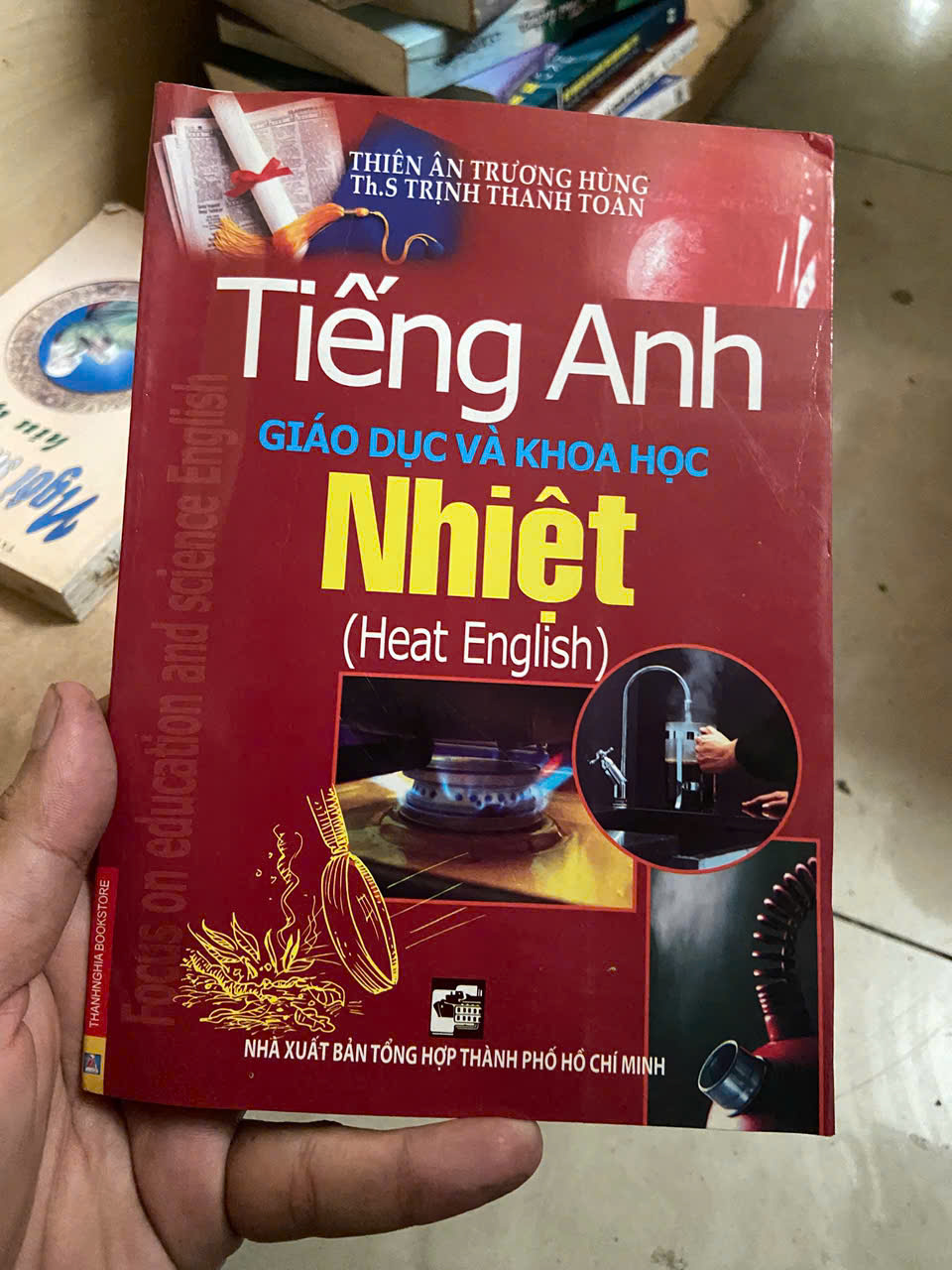 Tiếng Anh giáo dục và khoa học Nhiệt Mới 90% (Sách tự học tiếng Anh) VAVO