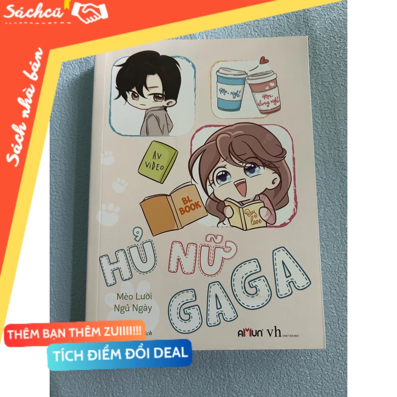 Hủ nữ gaga - mèo lười ngủ ngày mới 80% (Sách văn học) DTML