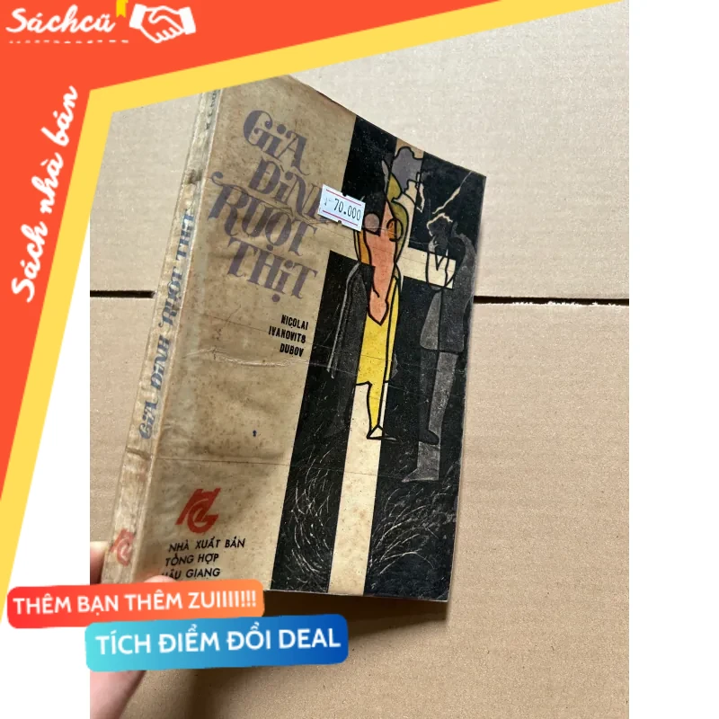 Gia đình ruột thịt 1988 mới 80% (Sách văn học) DTML