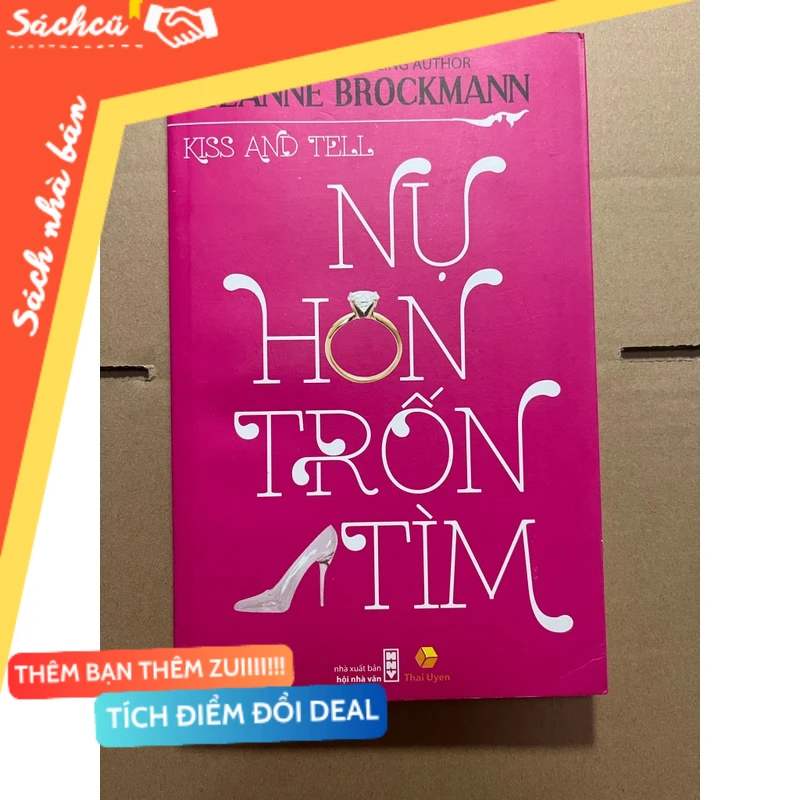 NỤ HÔN TRỐN TÌM mới 80% (Sách văn học) DTML