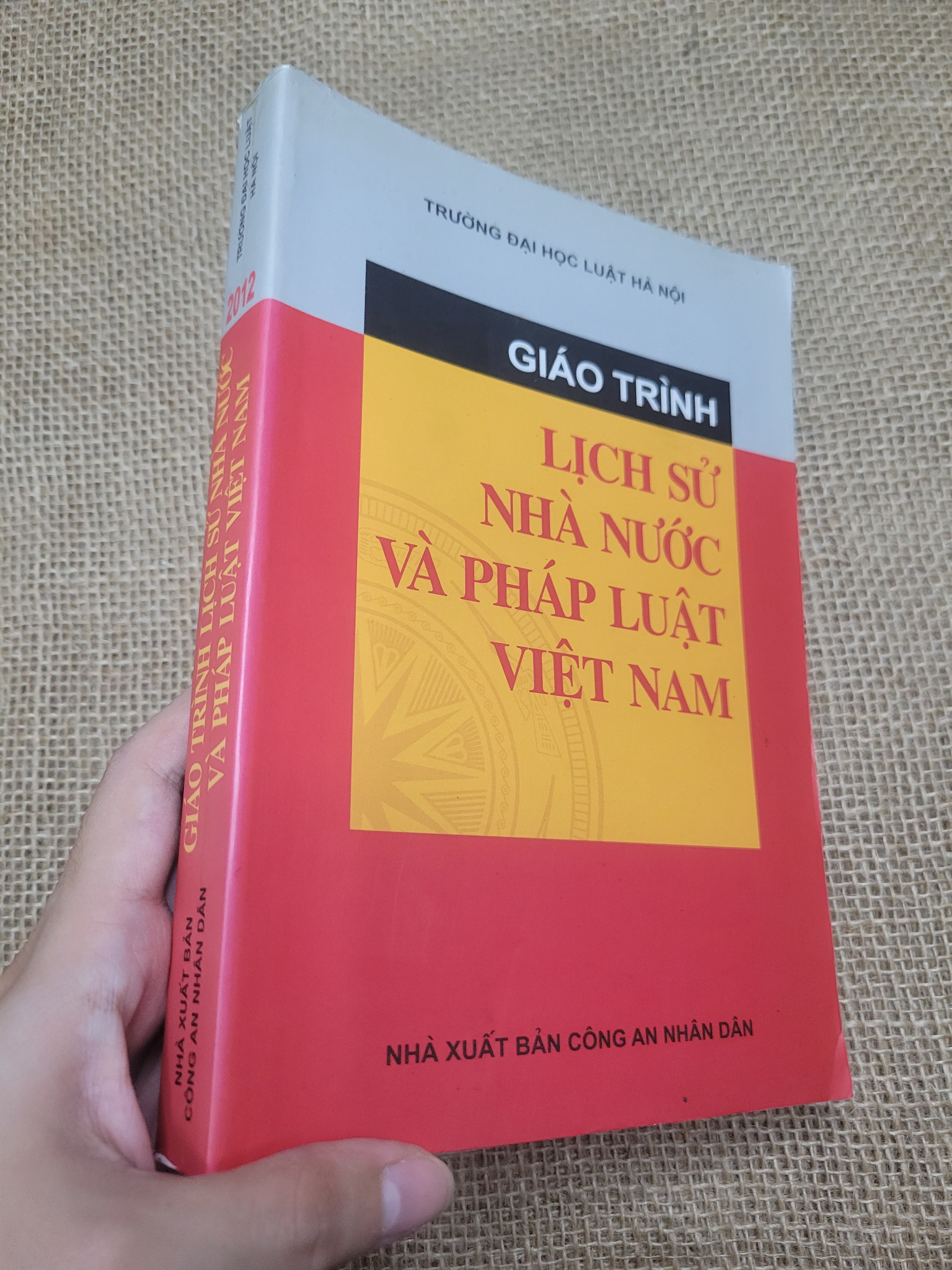 Giáo trình Lịch sử nhà nước và pháp luật Việt Nam 2012 mới 70% có highlight, bẩn bìa, ố (Giáo trình đại học - cao đẳng) SPP
