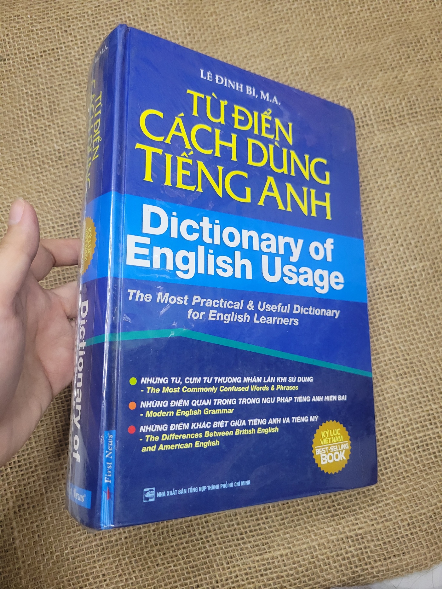 Từ điển cách dùng tiếng anh - Lê Đình Bì, M.A bìa cứng mới 80% bẩn bìa, ố (Từ điển) SPP