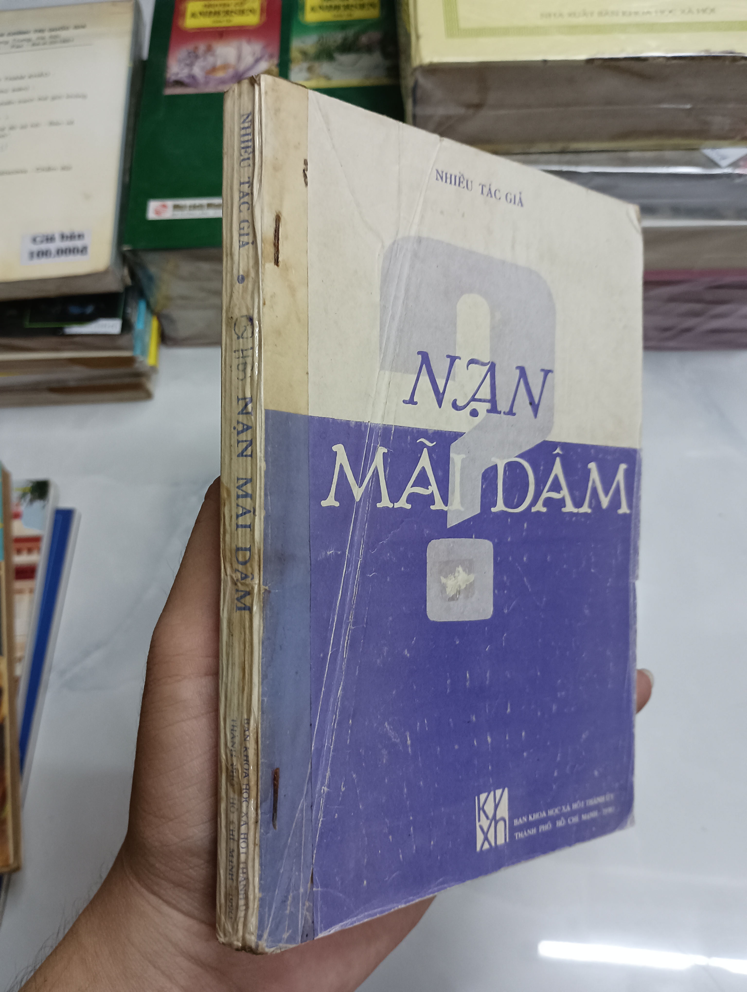 Nạn mại dâm? (Sách văn học) SPP