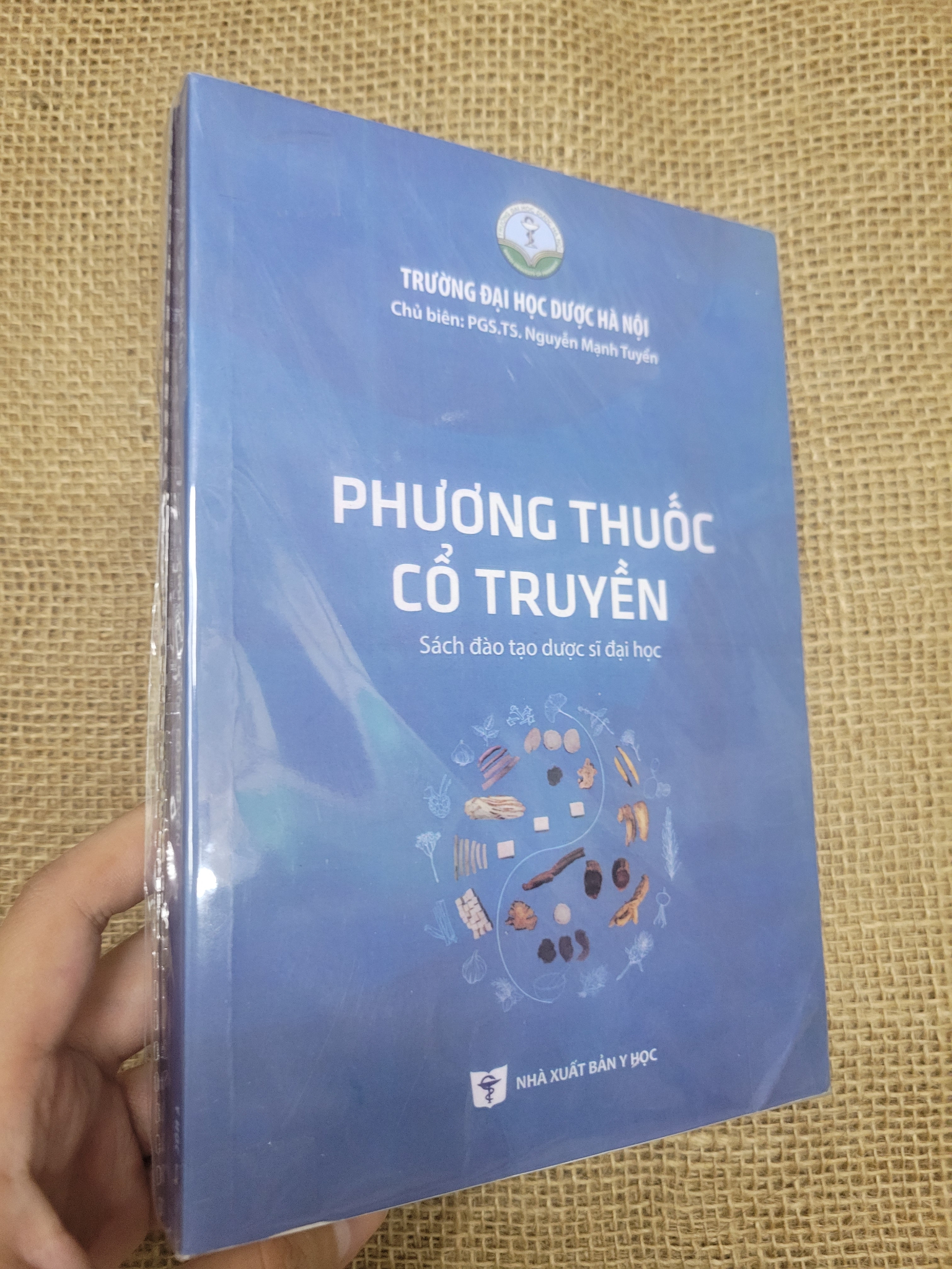 2 cuốn Phương thuốc cổ truyền mới 80% bẩn bìa, ố (Sách Y học - Sức khỏe - Thể thao) SPP