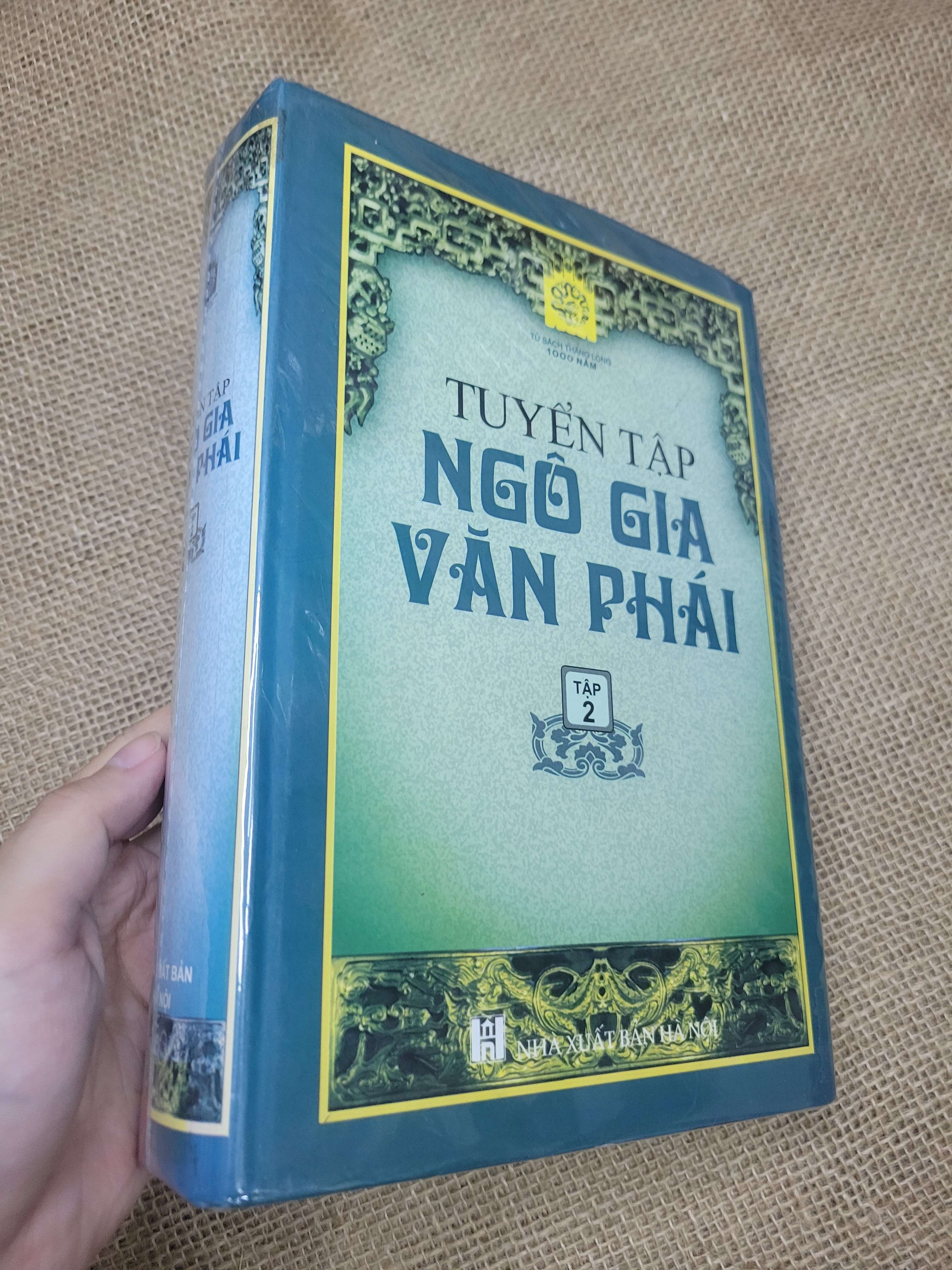 Tuyển tập Ngô Gia Văn Phái tập 2 bìa cứng mới 80% có chữ viết, bẩn bìa, ố (Sách văn học) SPP