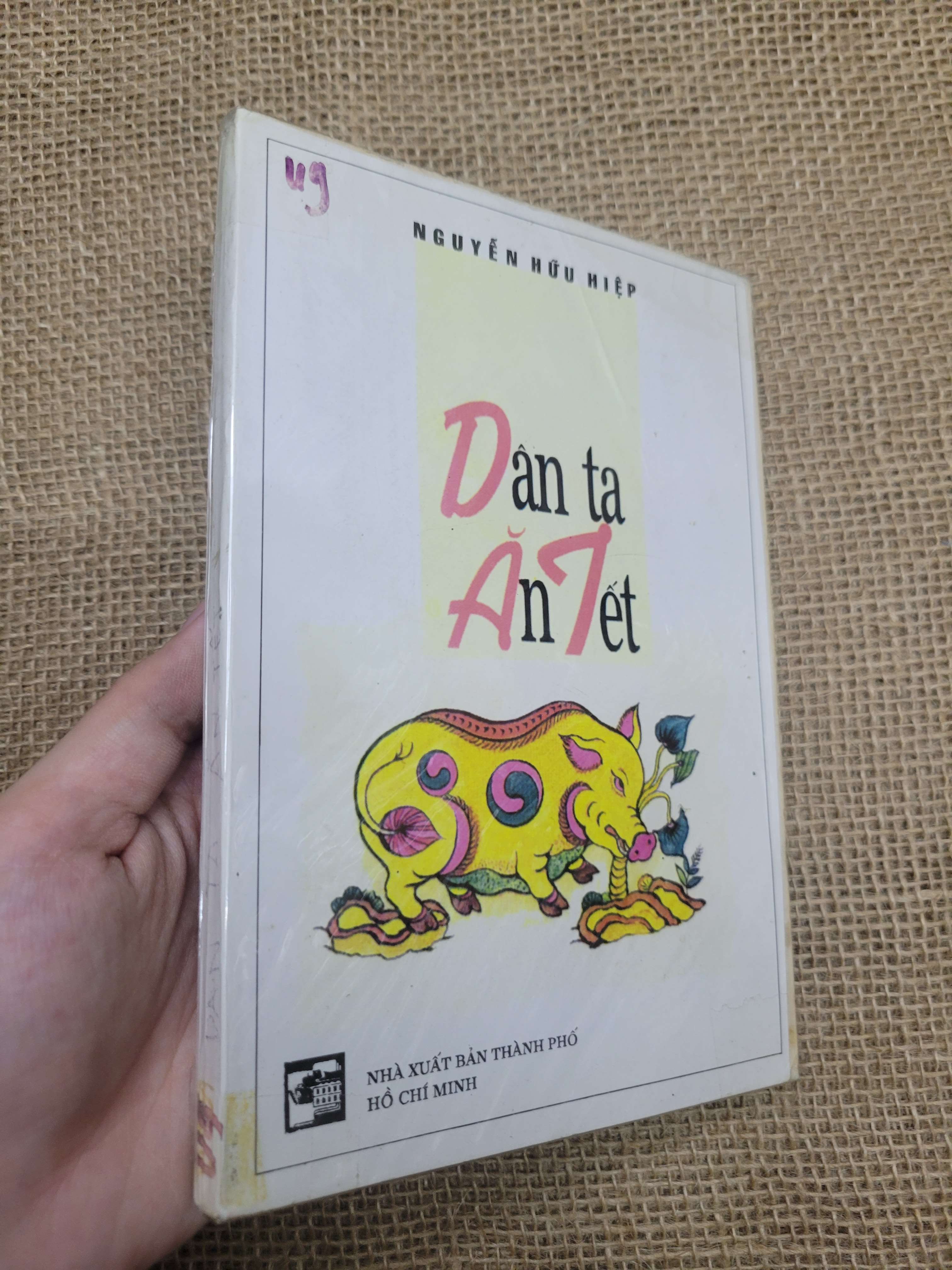 Dân ta ăn Tết - Nguyễn Hữu Hiệp mới 80% bẩn bìa, ố (Sách kiến thức tổng hợp) SPP