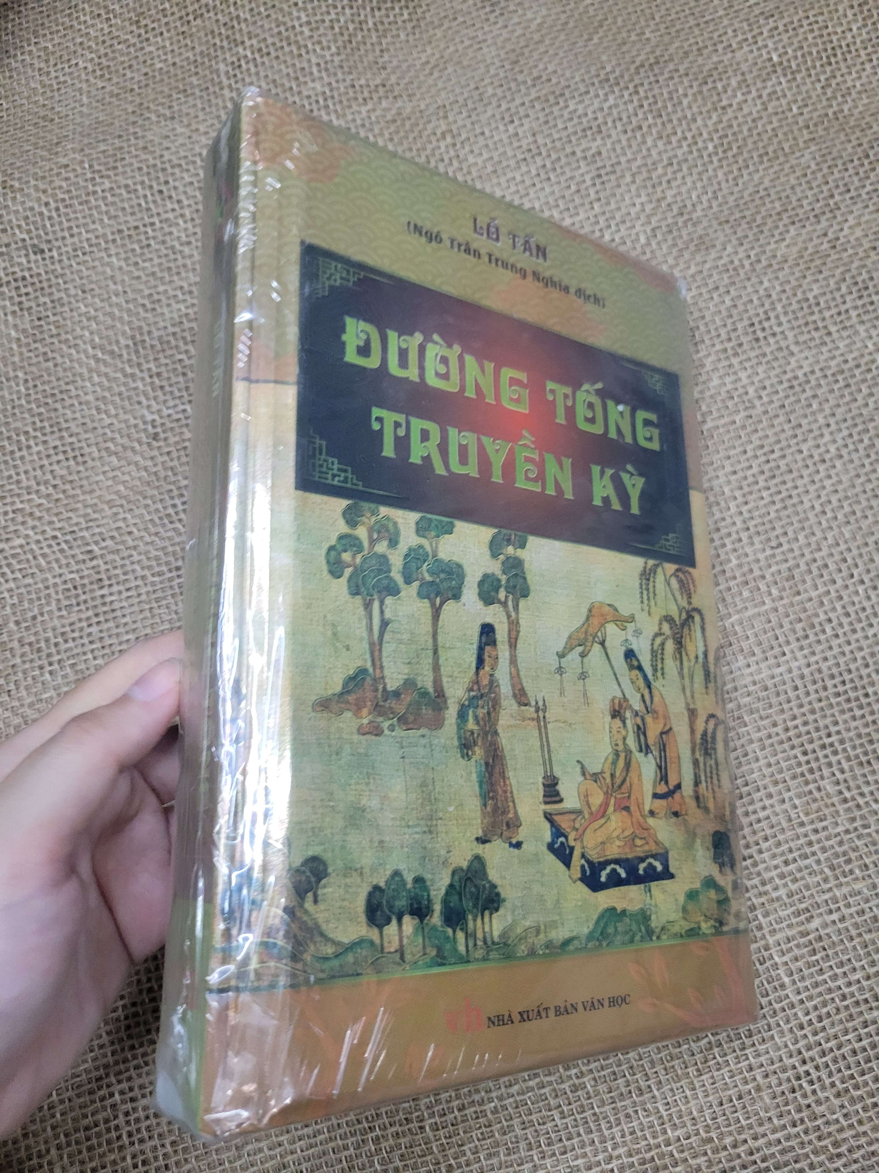 Đường Tống truyền kỳ - Lỗ Tấn bìa cứng mới 80% bẩn bìa, ố (Sách văn học) SPP