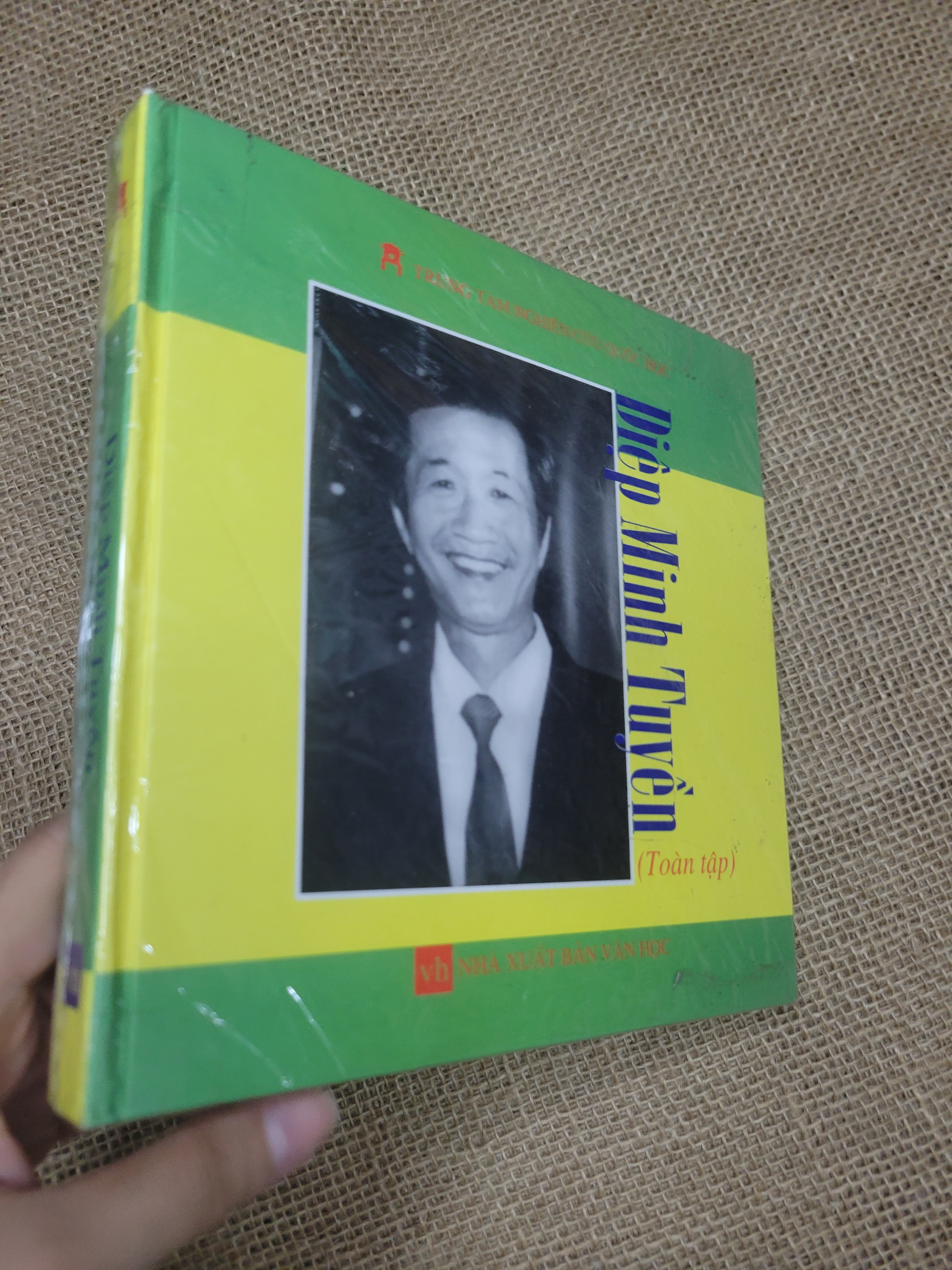 Diệp Minh Tuyền (toàn tập) bìa cứng mới 80% bẩn bìa, ố (Sách văn học) SPP