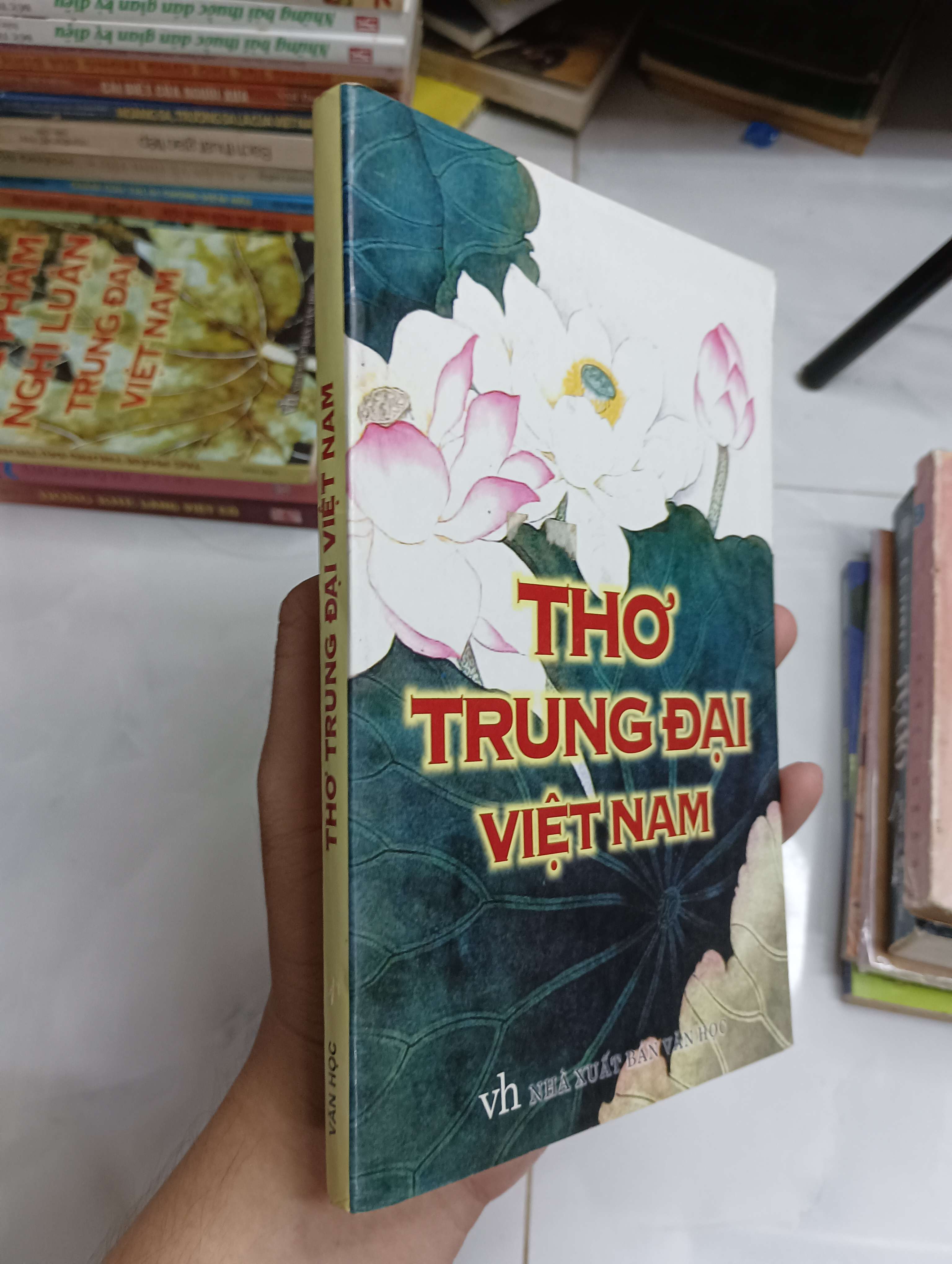 Thơ trung đại Việt Nam (Sách văn học) SPP