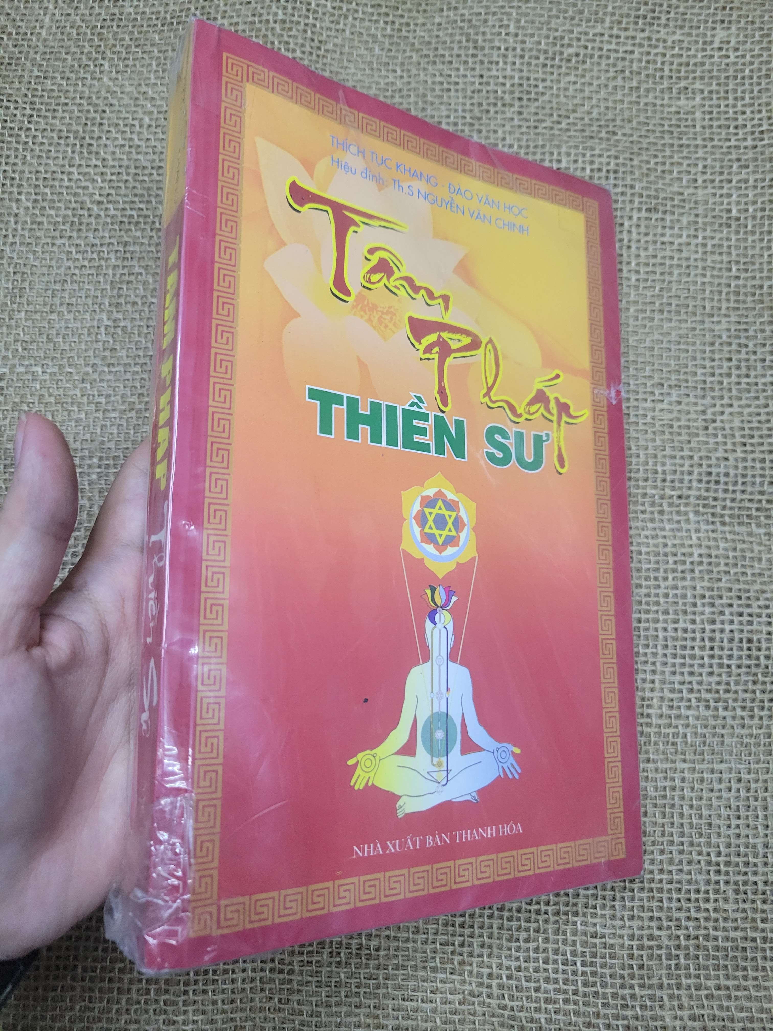 Tâm pháp thiền sư mới 80% bẩn bìa, ố (Sách tôn giáo - tâm linh) SPP
