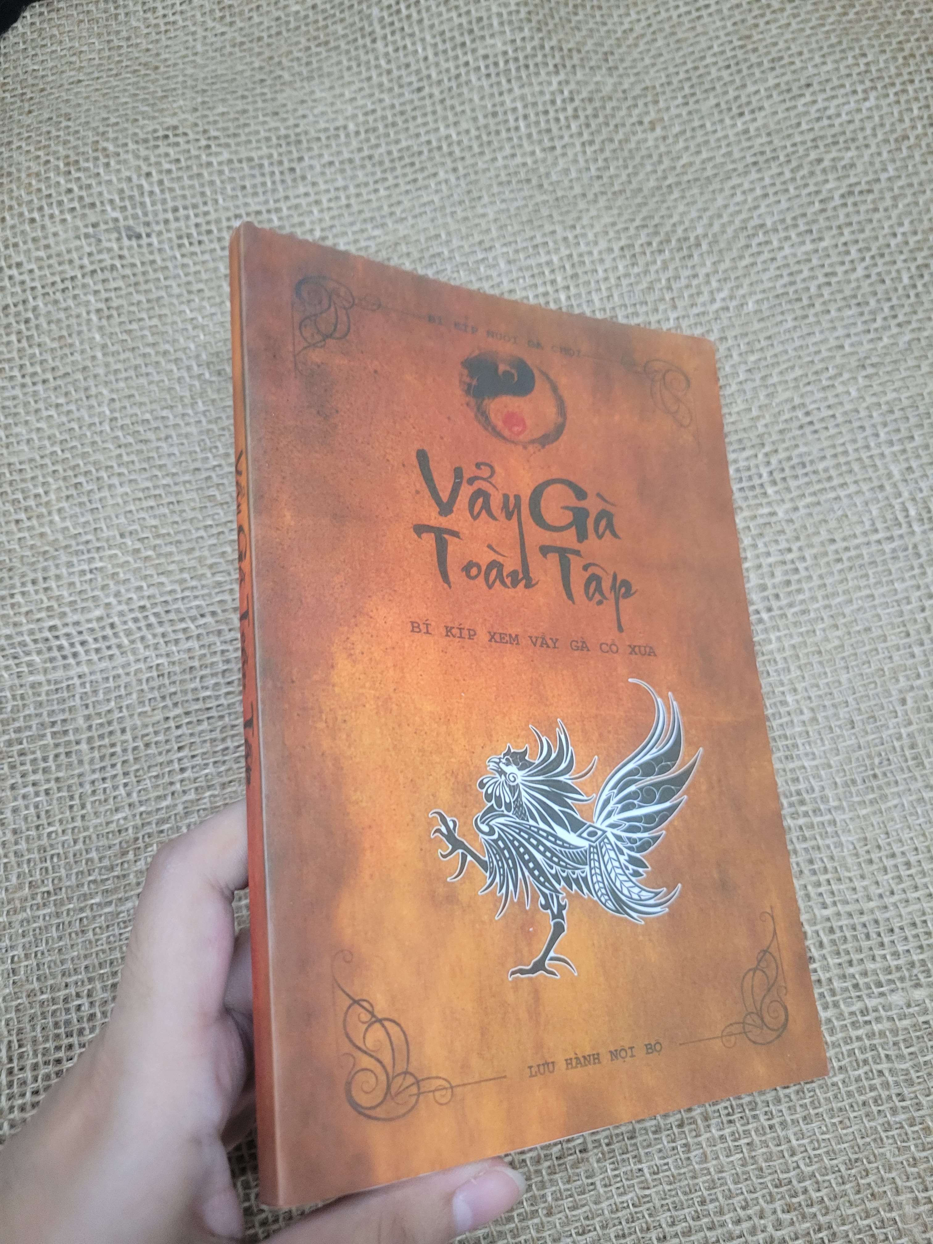 Vẩy gà toàn tập mới 80% bẩn bìa, ố (Sách kiến thức tổng hợp) SPP