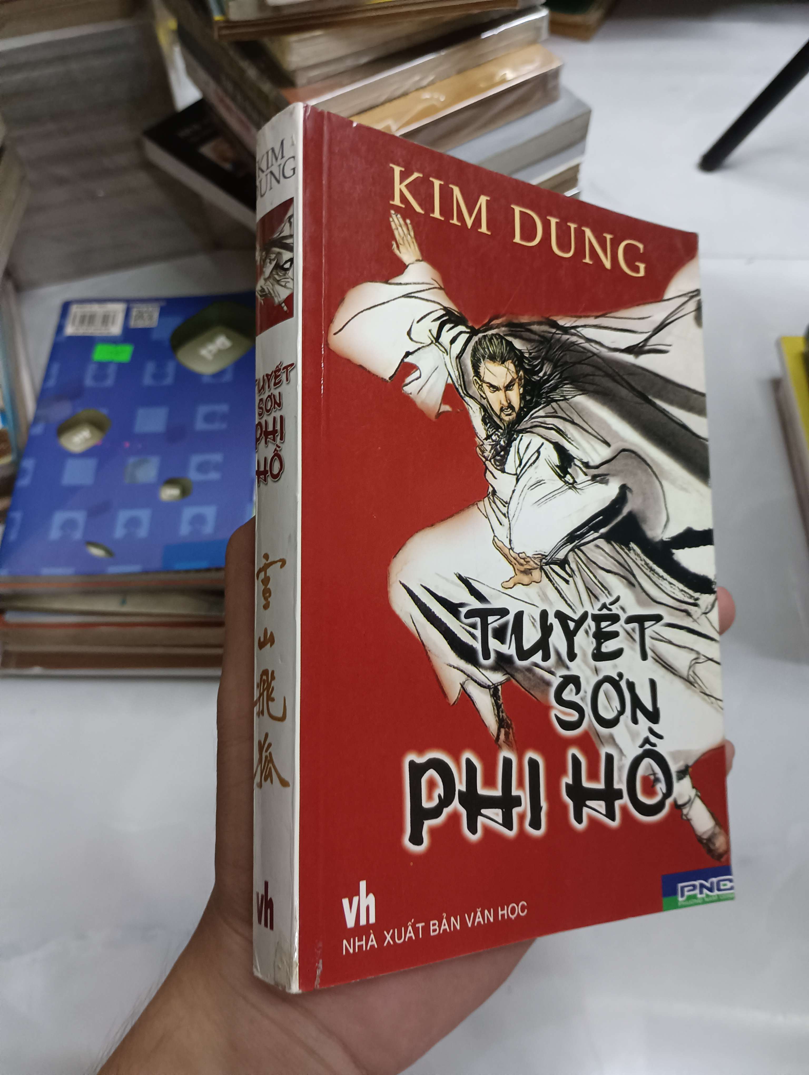 Tuyệt sơn phi hồ - Kim Dung (Sách văn học) SPP