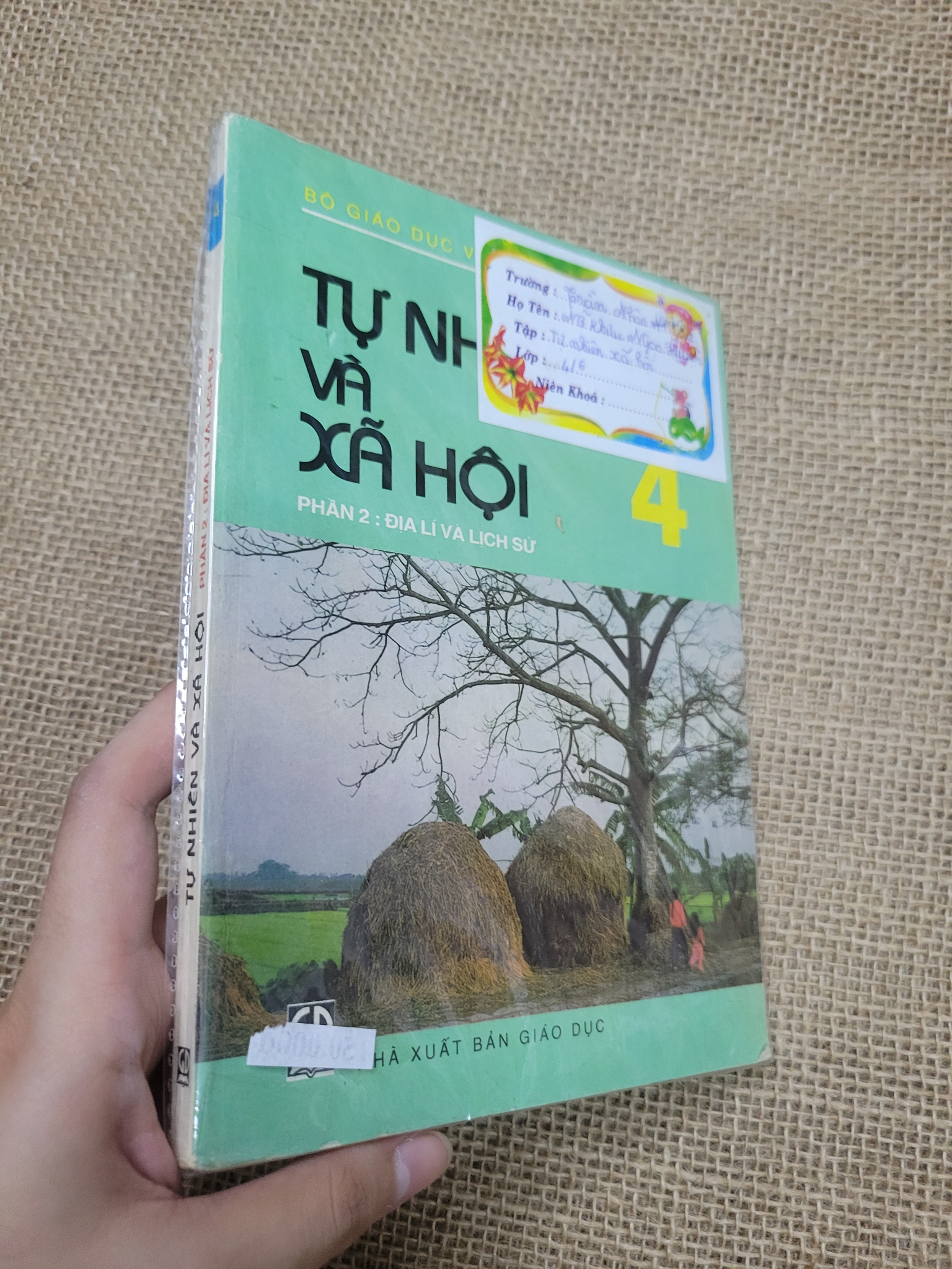 Tự nhiên và xã hội lớp 4 phần 2: Địa lí và lịch sử mới 80% bẩn bìa, ố (Sách giáo khoa - giáo trình) SPP