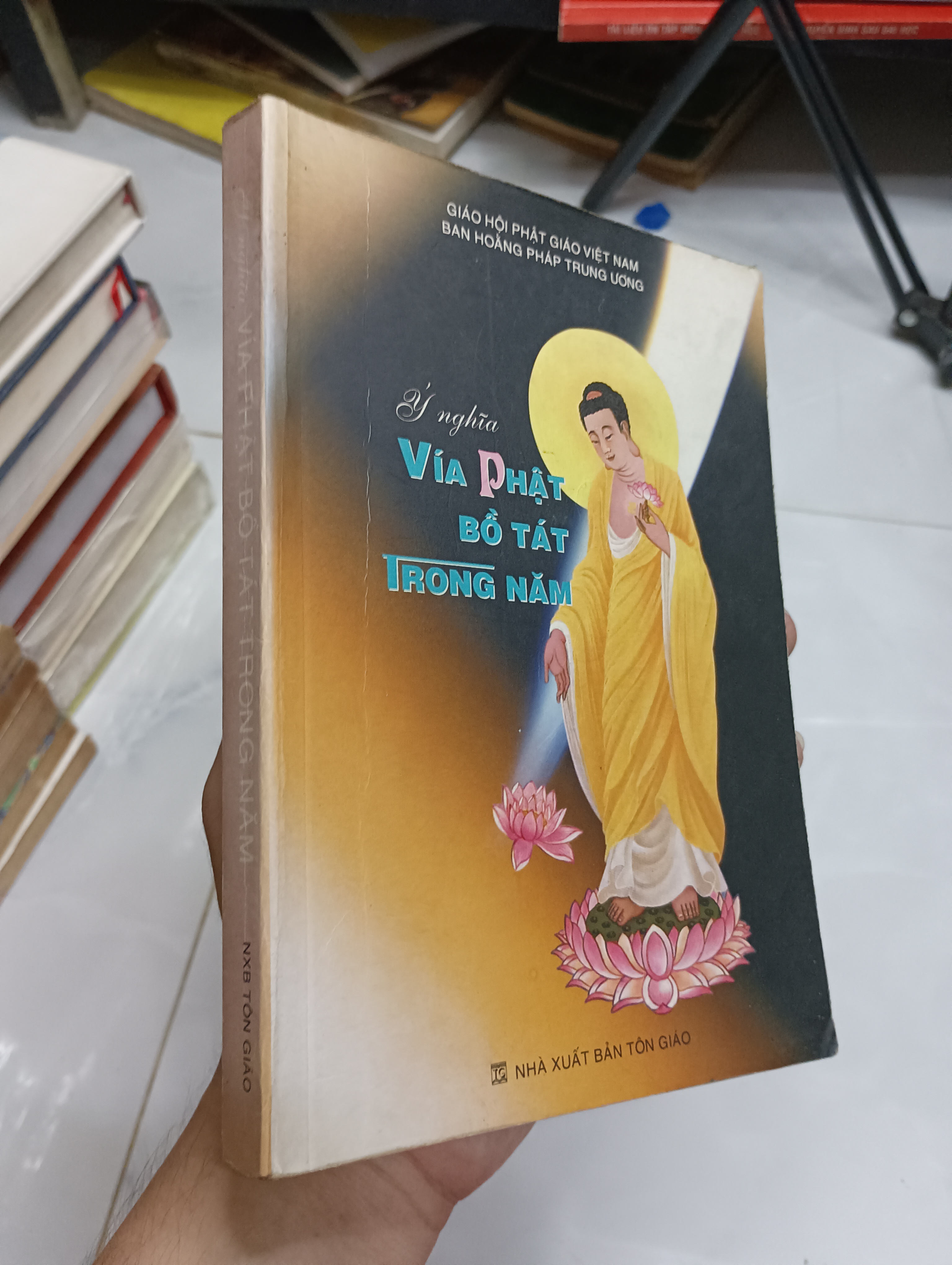 Ý nghĩa vía Phật Bồ Tát trong năm (Sách tôn giáo - tâm linh) SPP