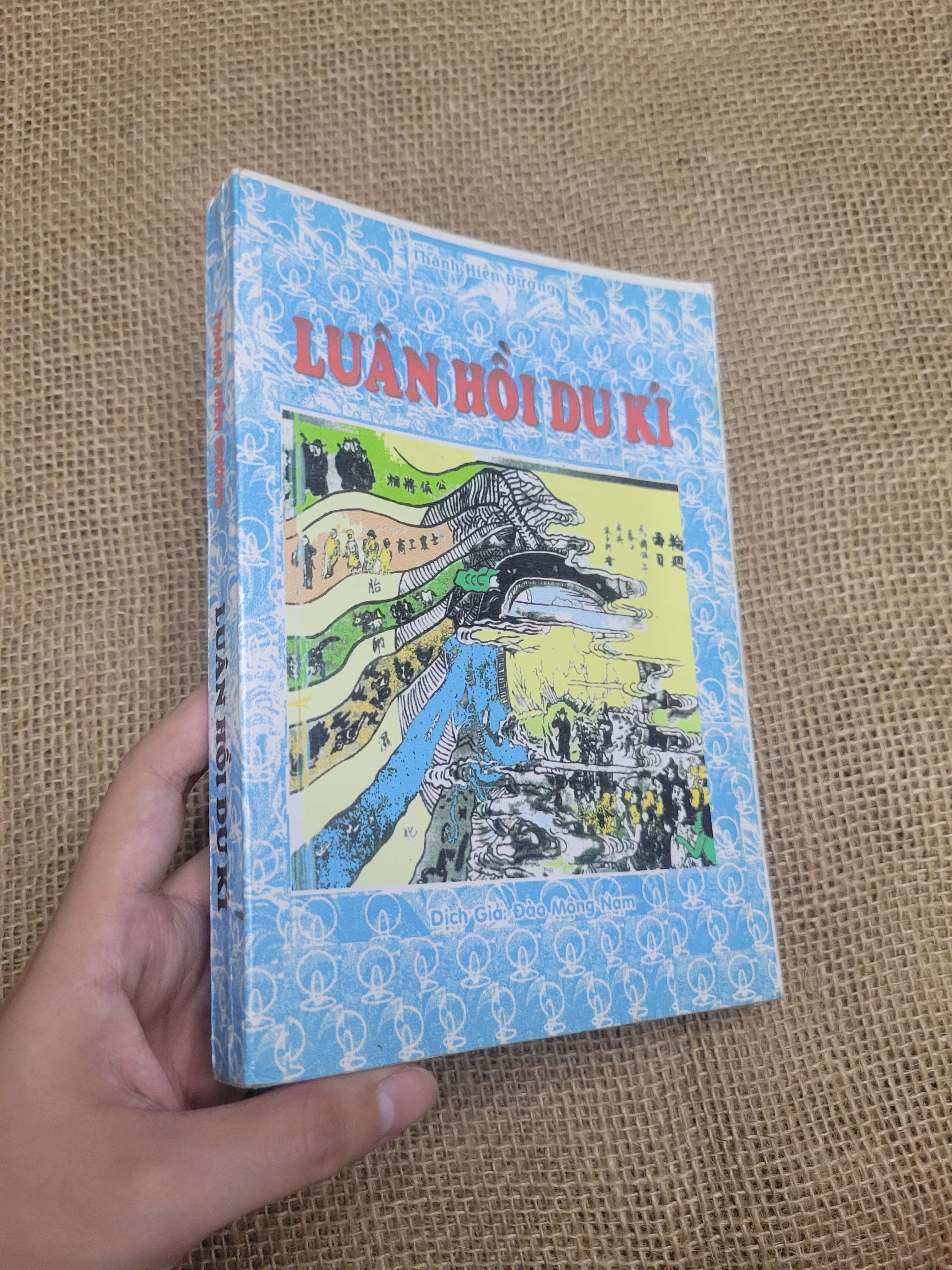 Luân Hồi Du Kí - Thánh Hiền Đường mới 80% ố, bẩn bìa, có vệt nước (Sách tôn giáo - tâm linh) SPP