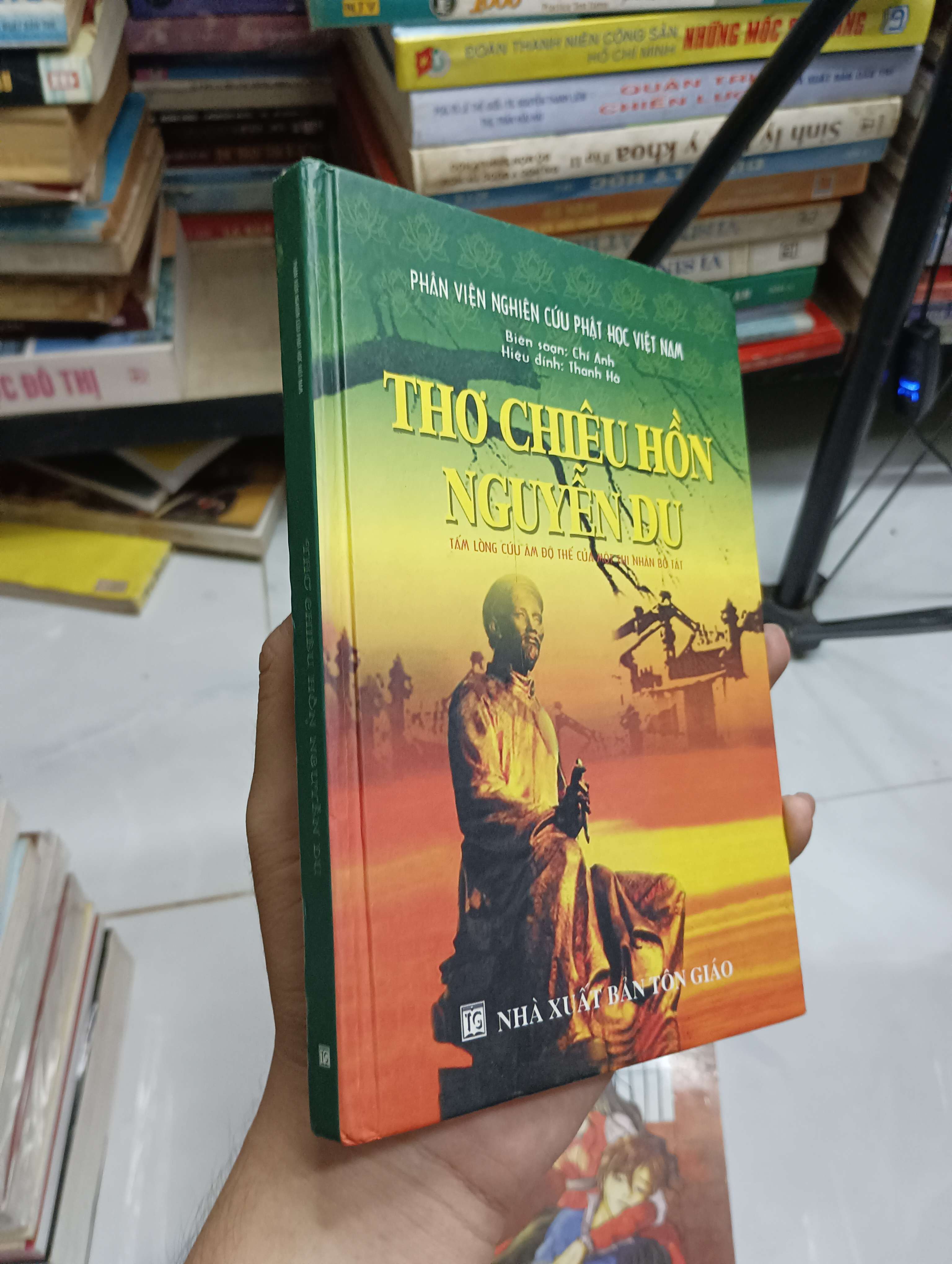 Thơ Chiêu Hồn Nguyễn Du (Tấm lòng cứu âm độ thế của một vị nhân bồ tát) (Sách tôn giáo - tâm linh) SPP