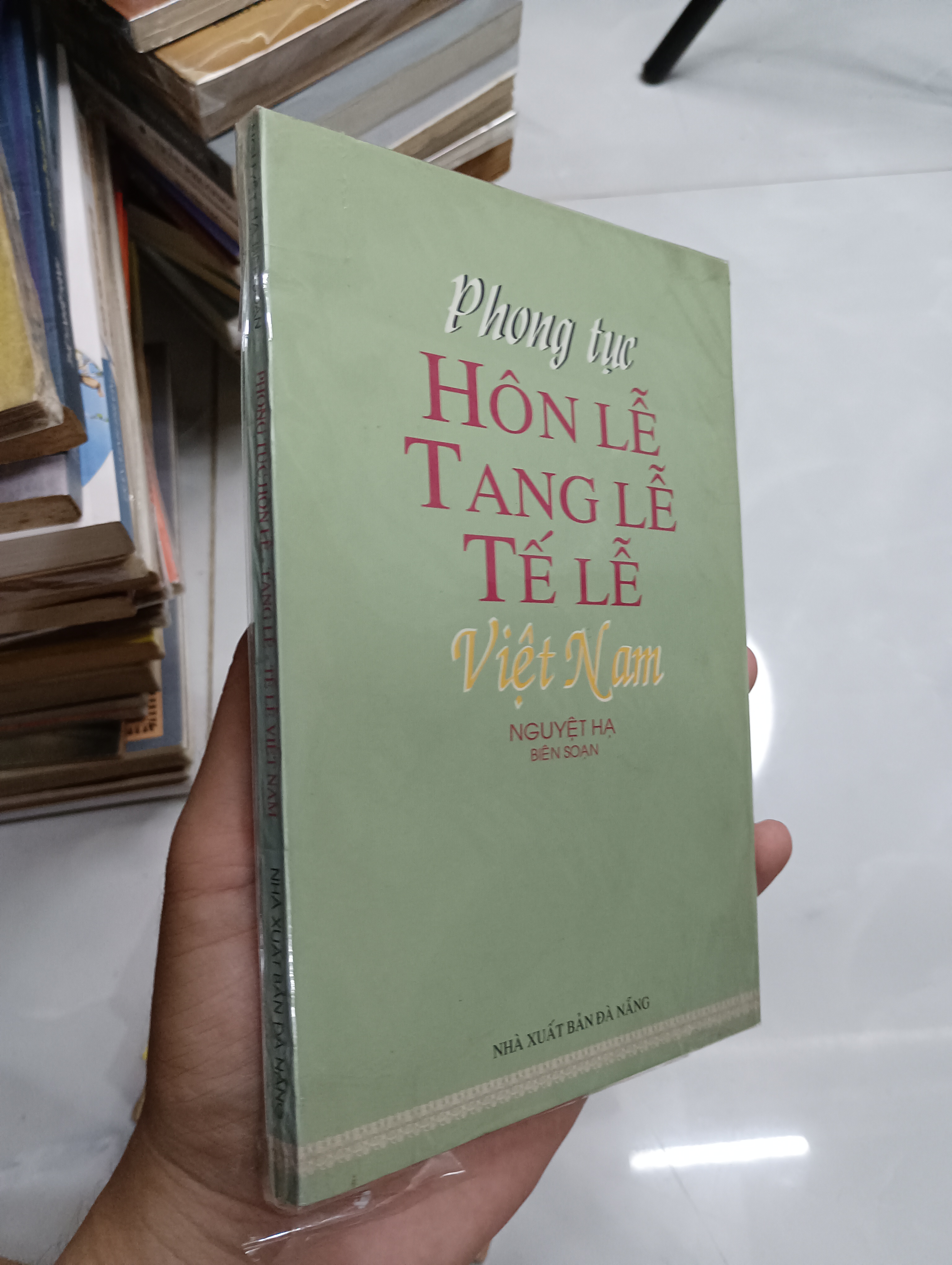 Title: Phong tục Hôn lễ - Tang lễ - Tế lễ Việt Nam (Sách kiến thức tổng hợp) SPP