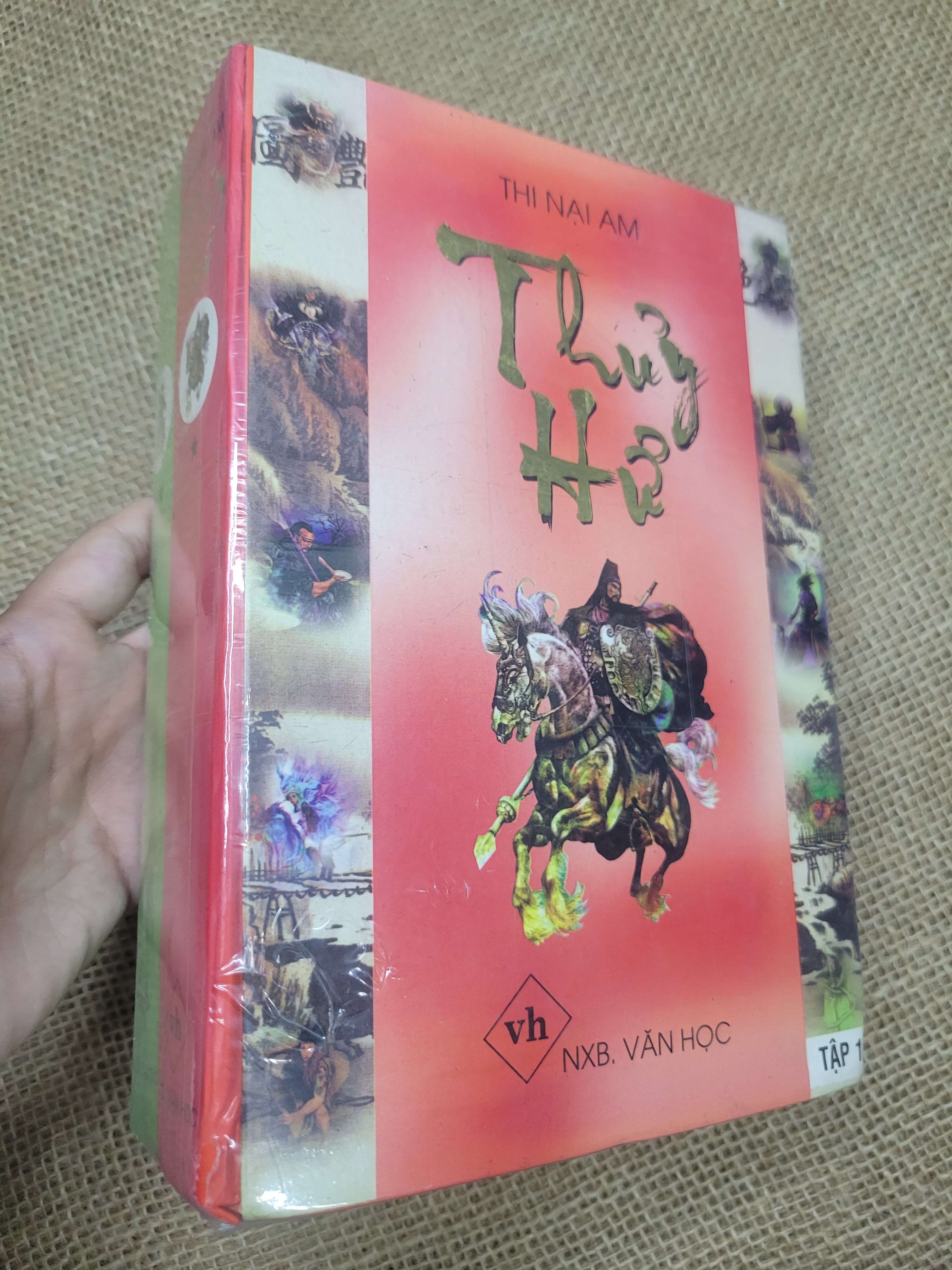 2 cuốn Thủy Hử - Thi Nại Am bìa cứng mới 80% bẩn bìa, ố (Sách văn học) SPP