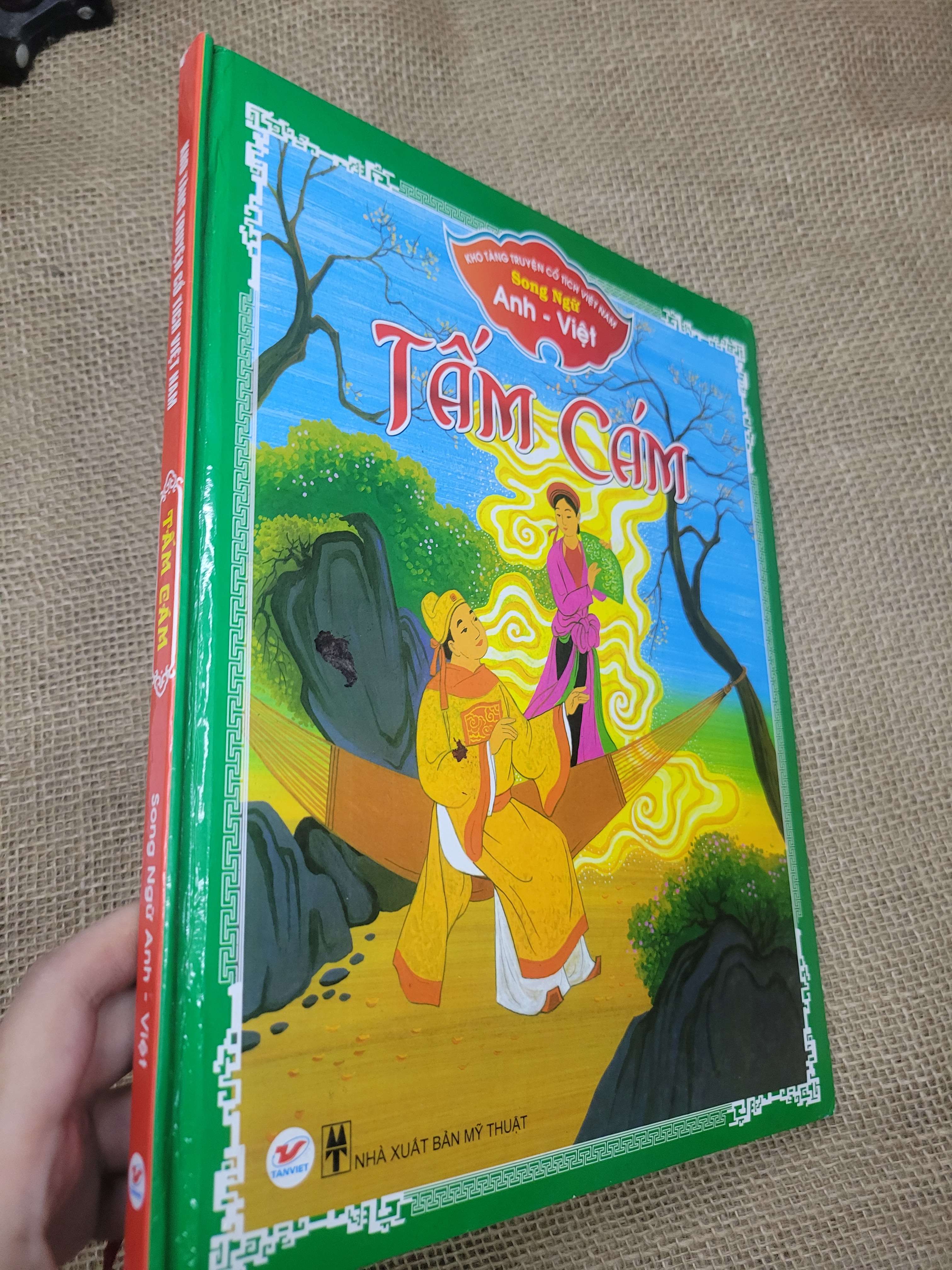 Tấm cám bìa cứng sách màu song ngữ 2012 mới 80% bẩn bìa, ố (Sách thiếu nhi) SPP