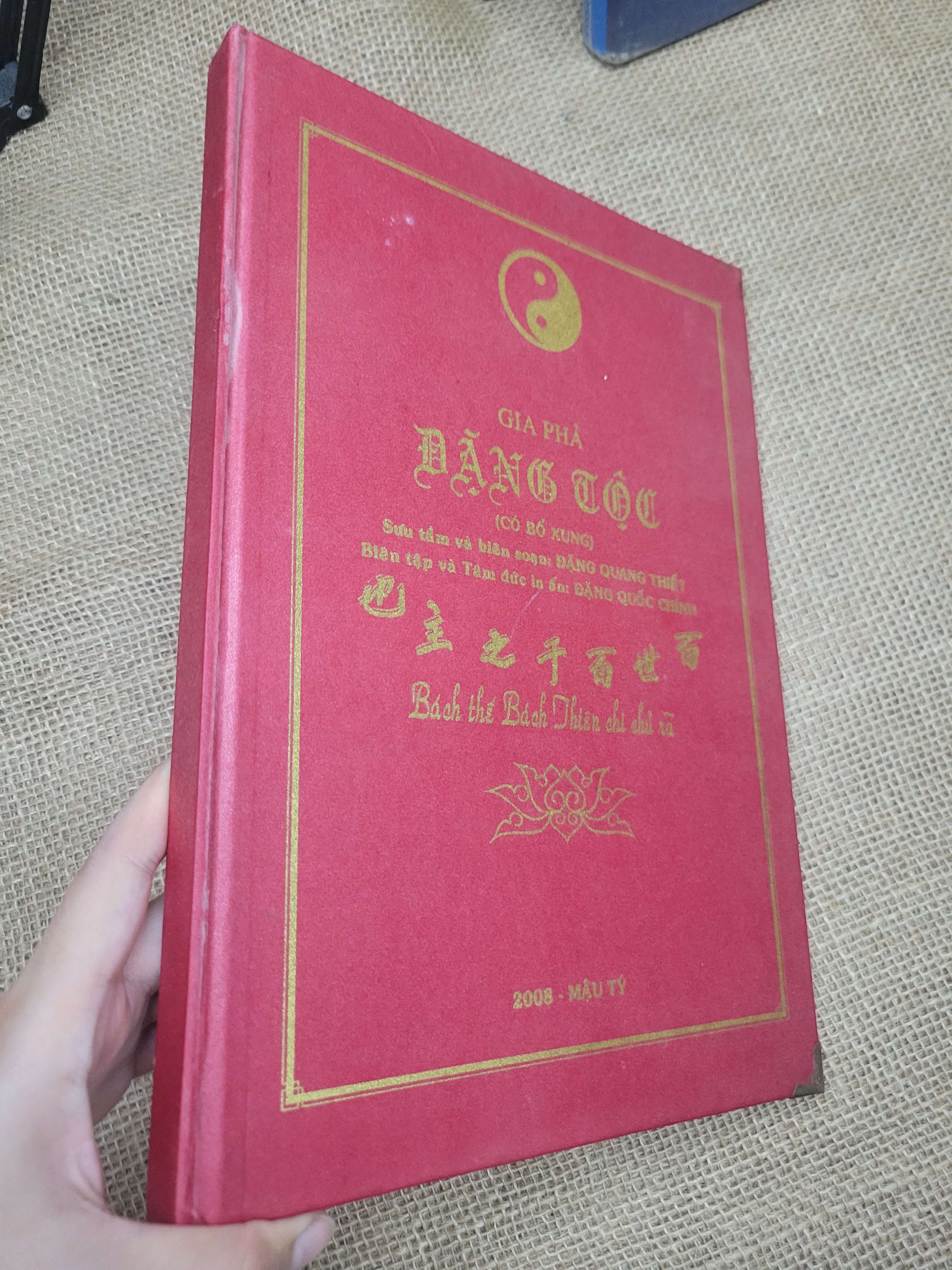 Gia Phả Đặng Tộc bìa cứng 2008 mới 80% bẩn bìa, ố (Sách kiến thức tổng hợp) SPP