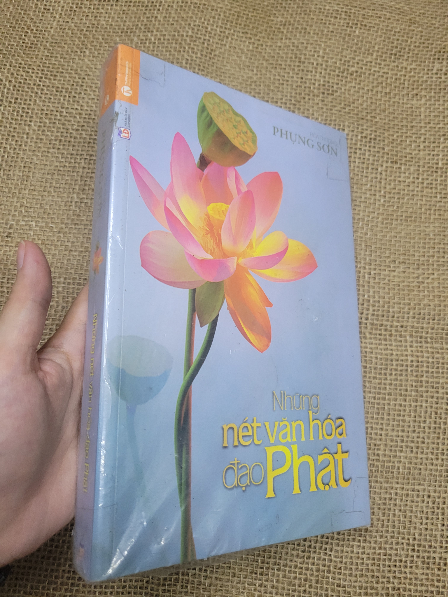 Những nét văn hóa đạo Phật Phụng Sơn mới 80% bẩn bìa, ố (Sách tôn giáo - tâm linh) SPP