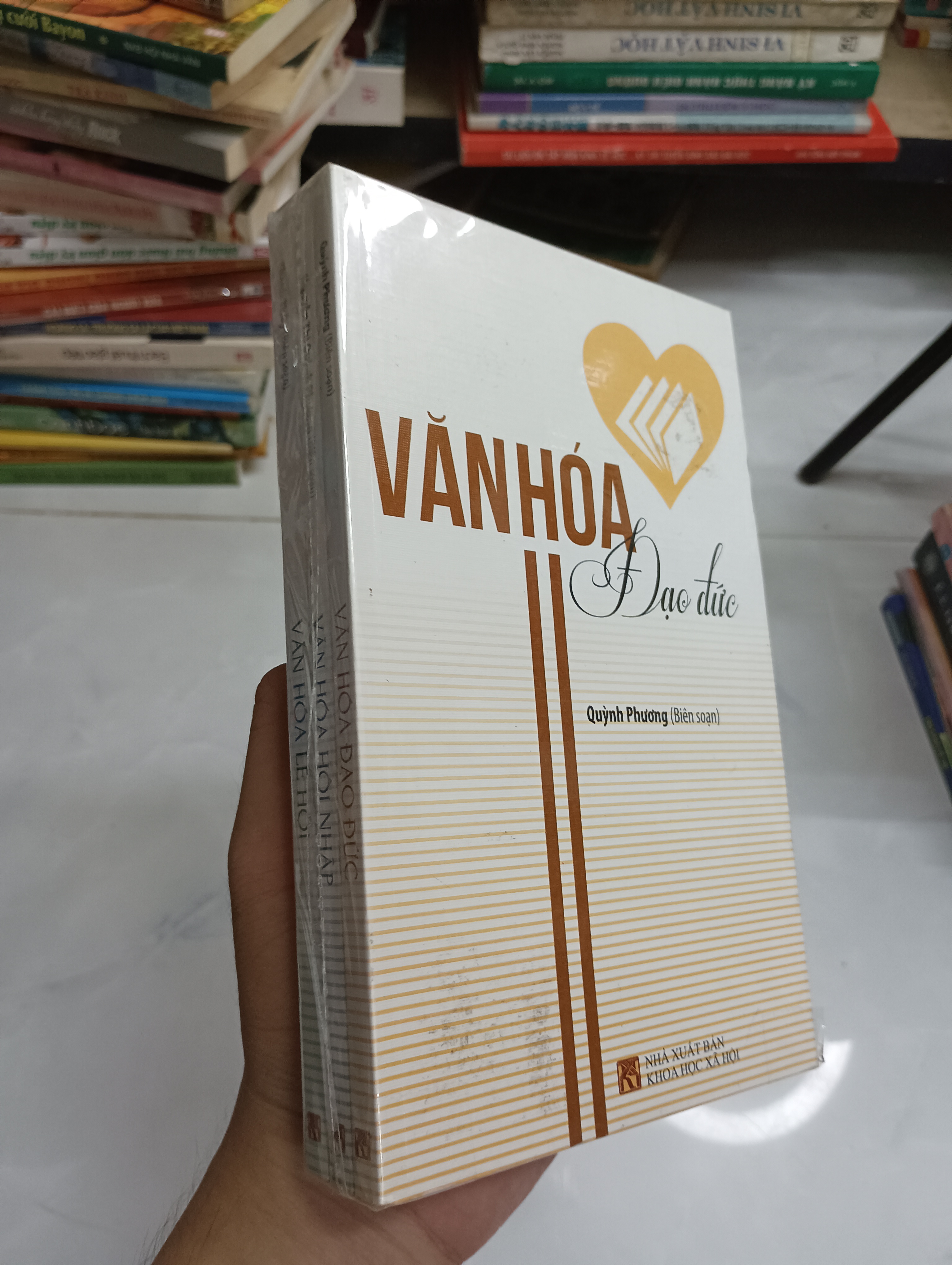 Văn Hóa Đạo đức -Quỳnh Phương (Sách văn học) SPP